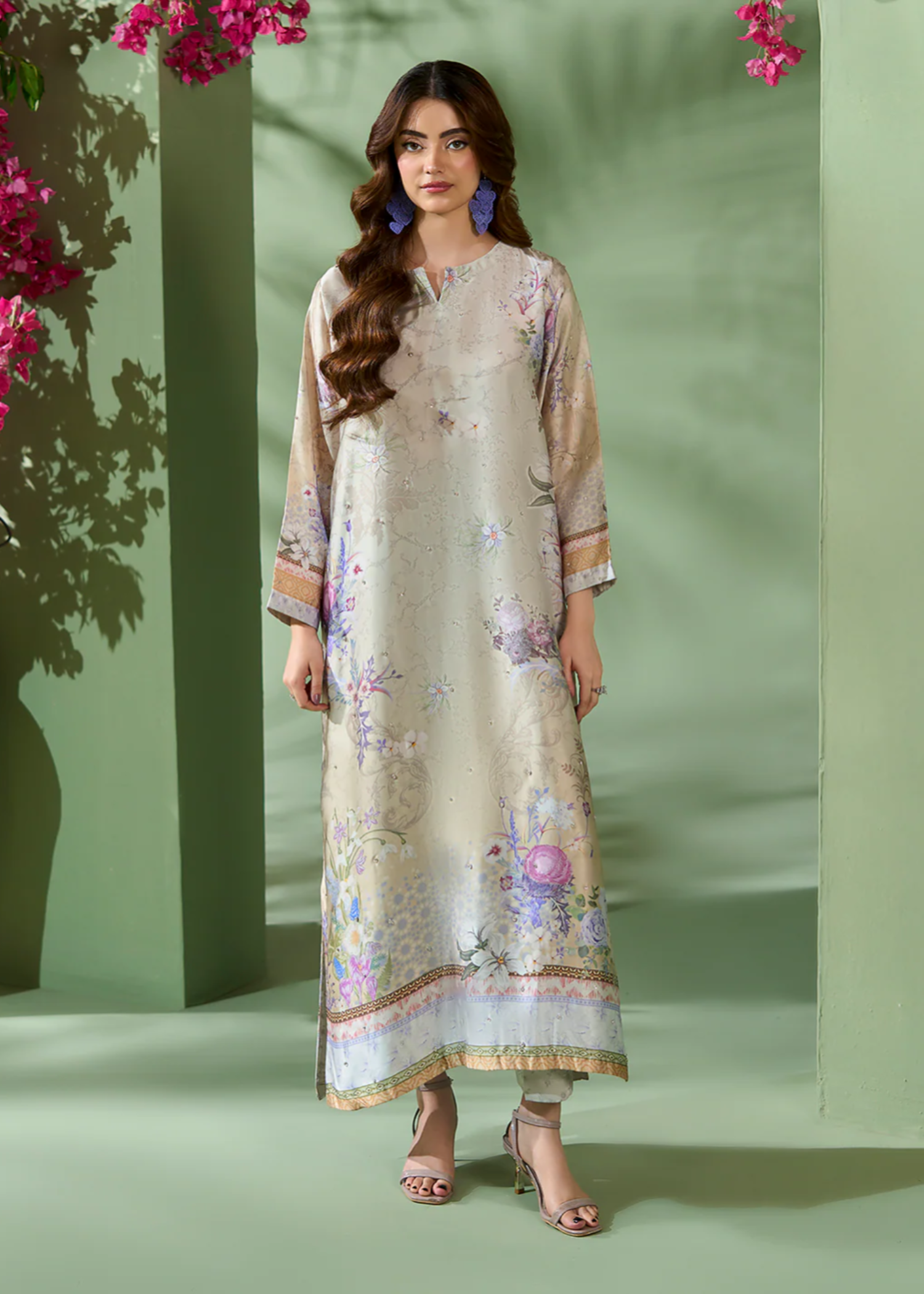 silk Kaftan in Floral white