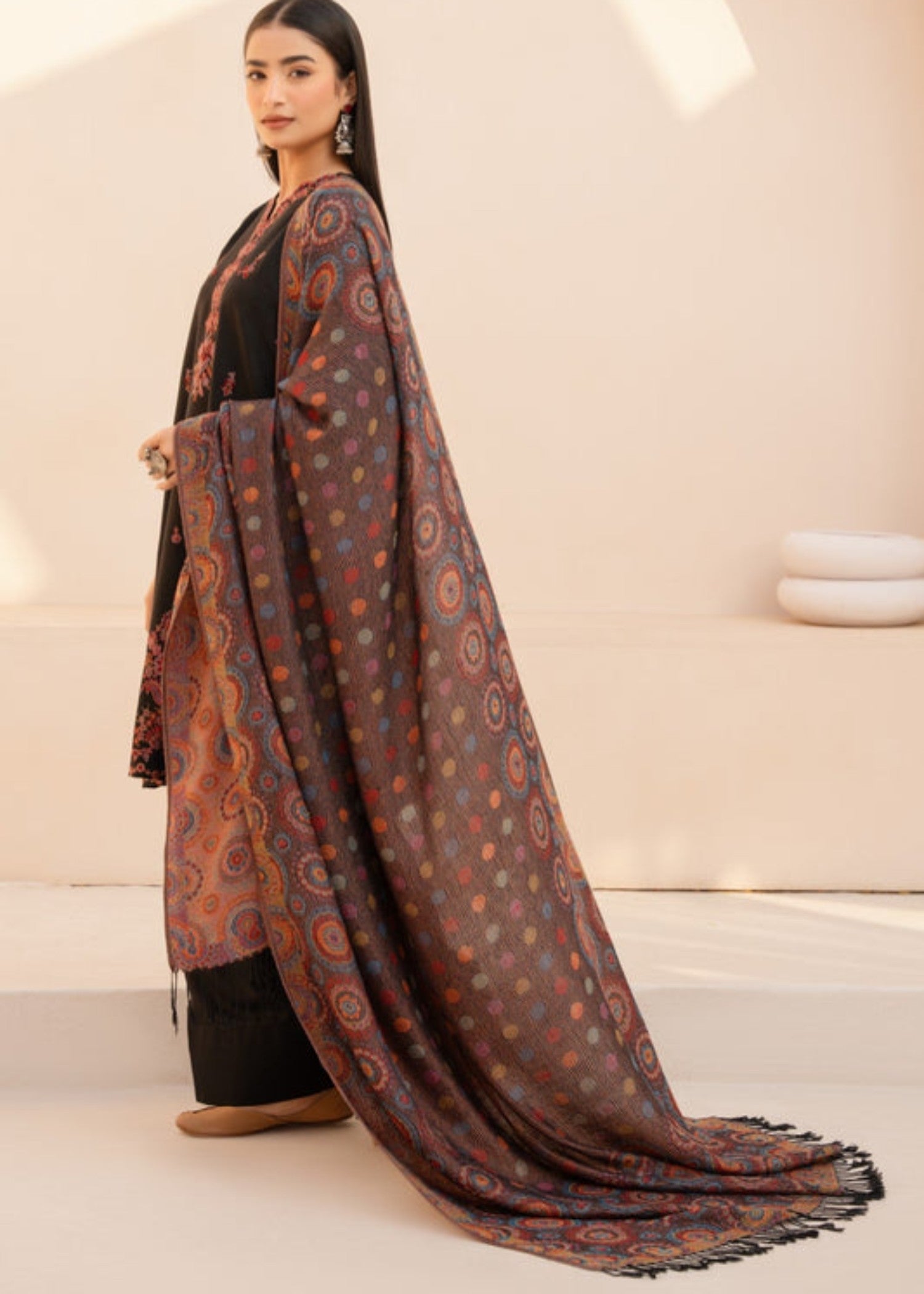 dhanak Kurta Set in Jet black