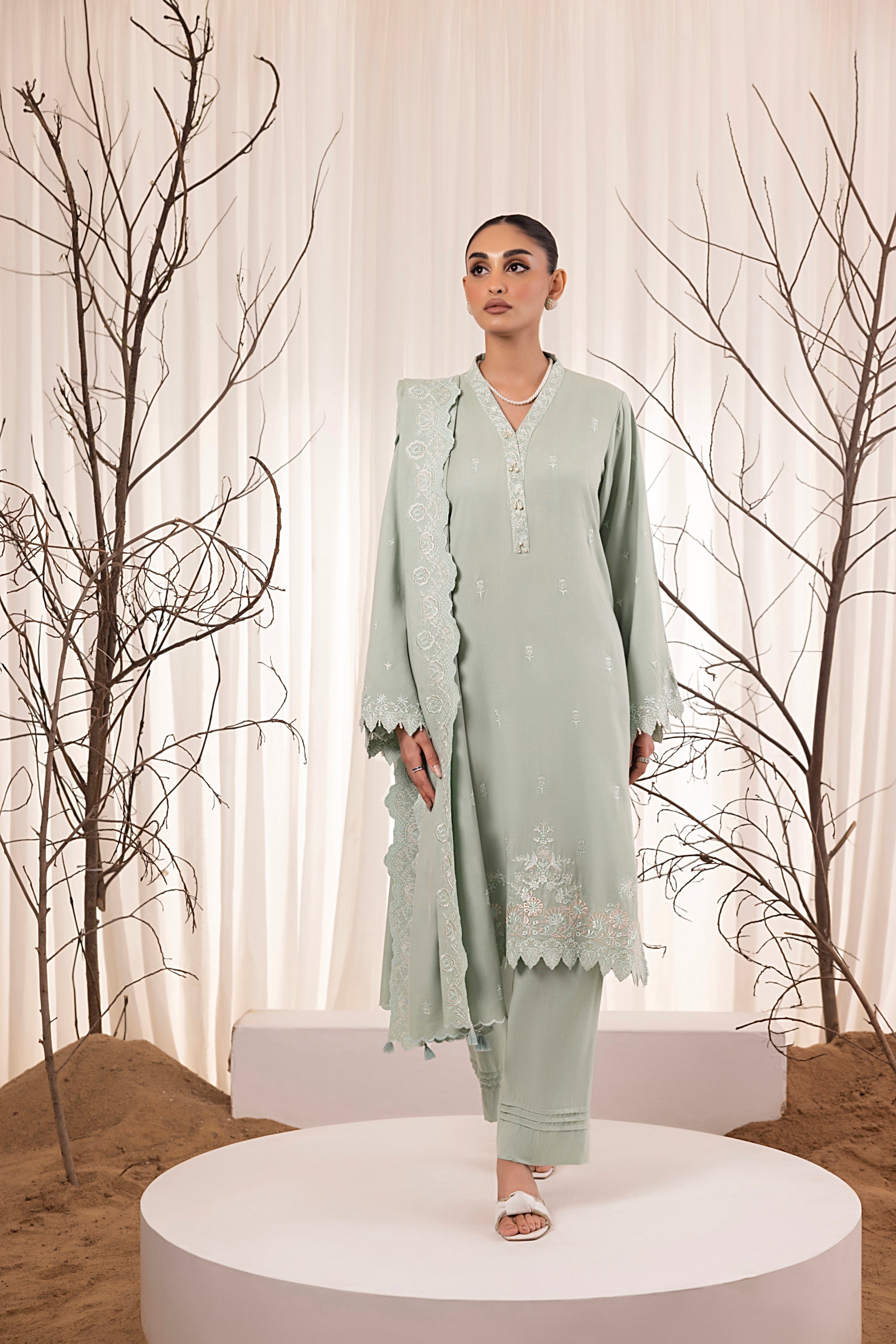 wool Unstitched in Tea green