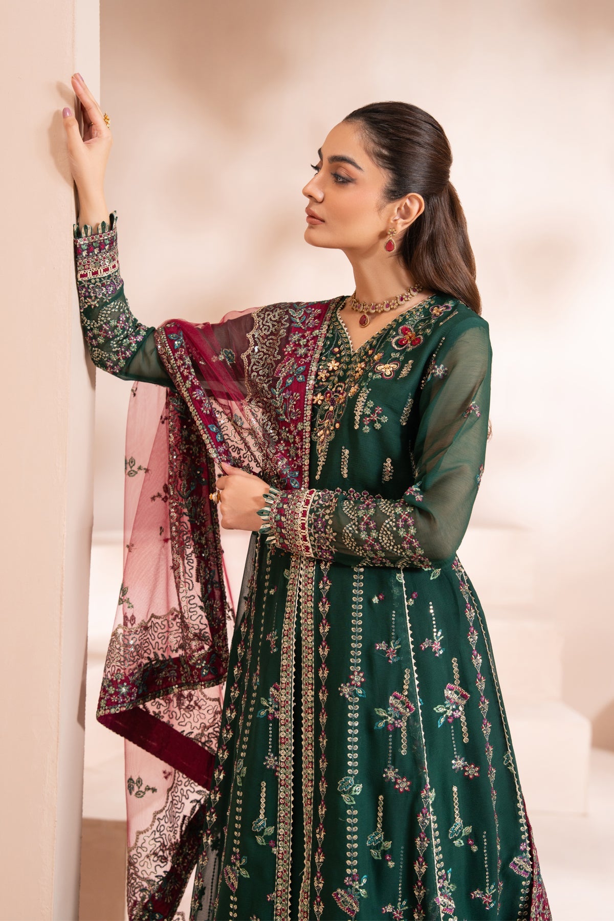 Zaeva Luxury Festive Formals – LAZEH