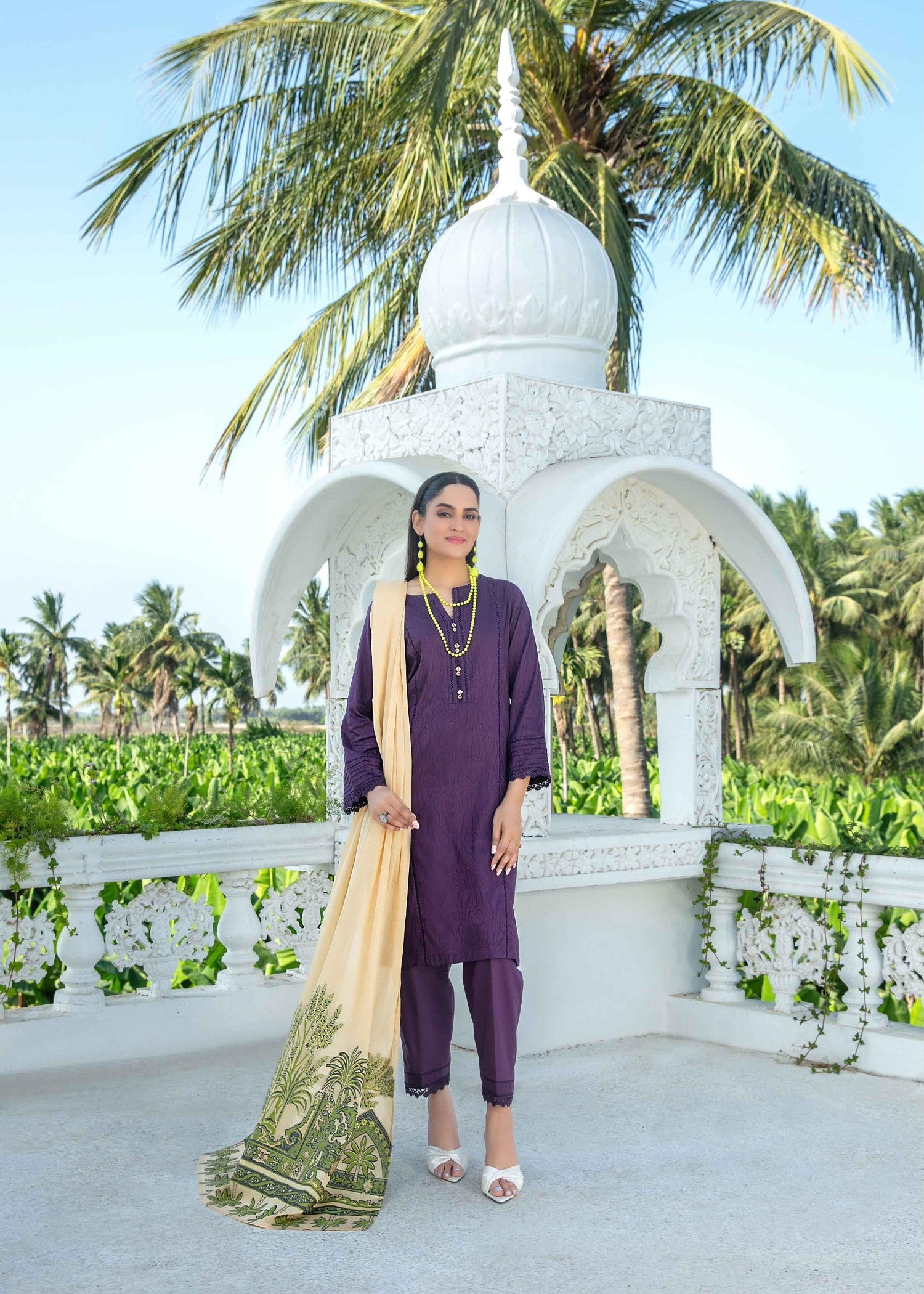 jacquard Kurta Set in Purple heart
