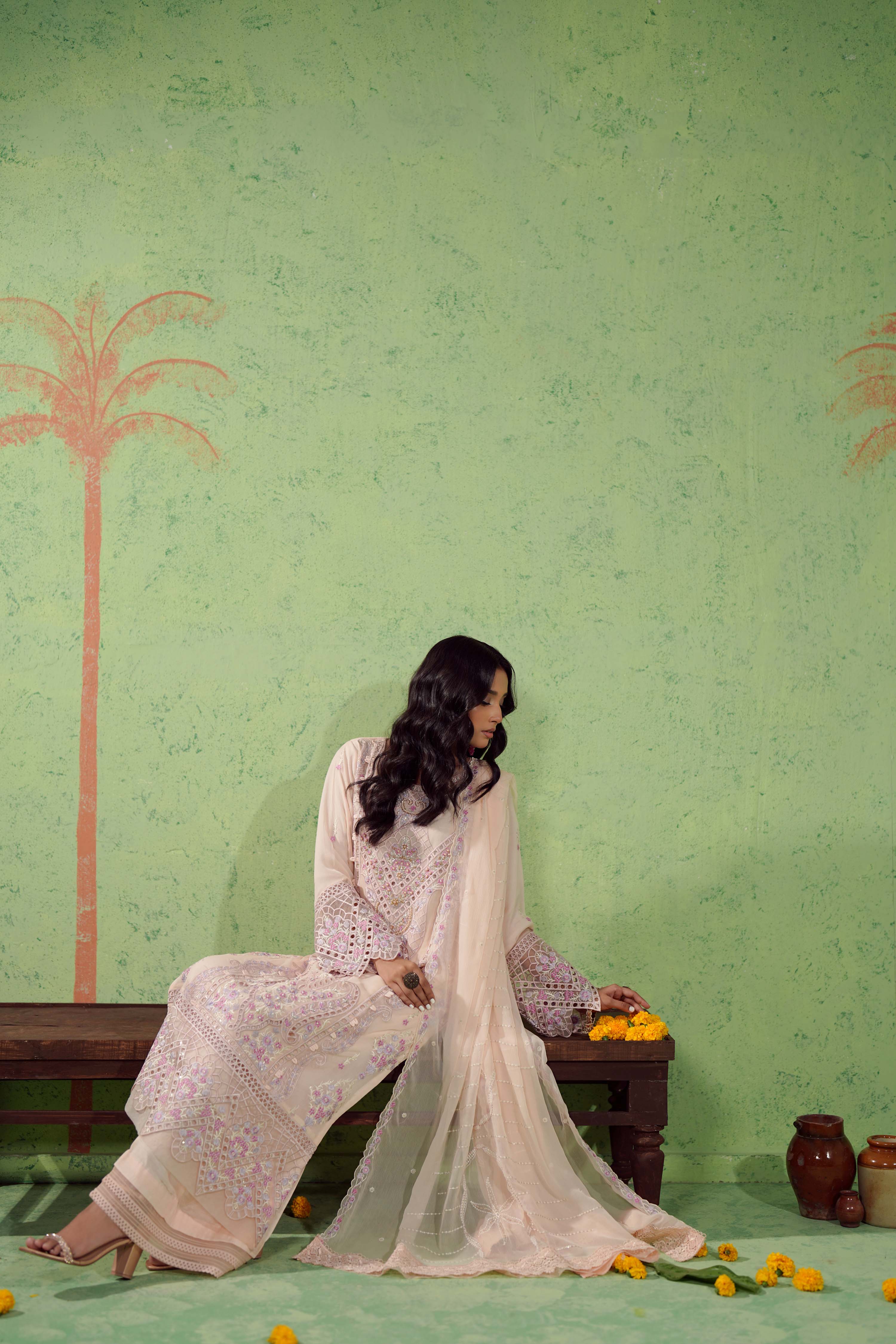 Bayaan RTW Formal Pret – Tehreer