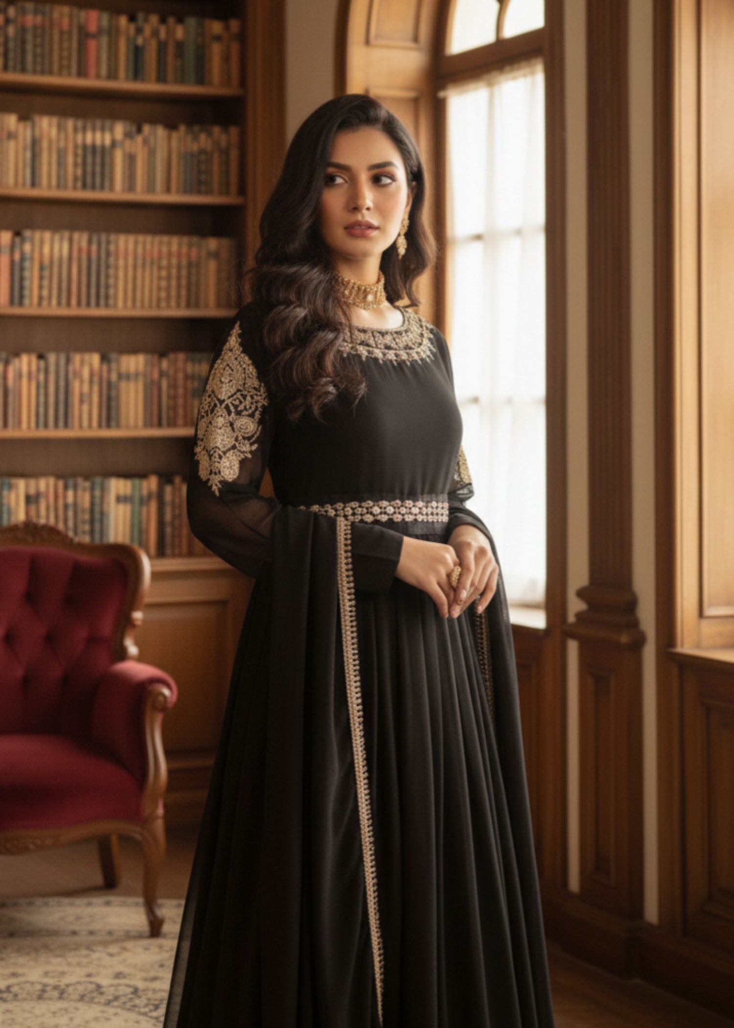 polyester chiffon Maxi in Black