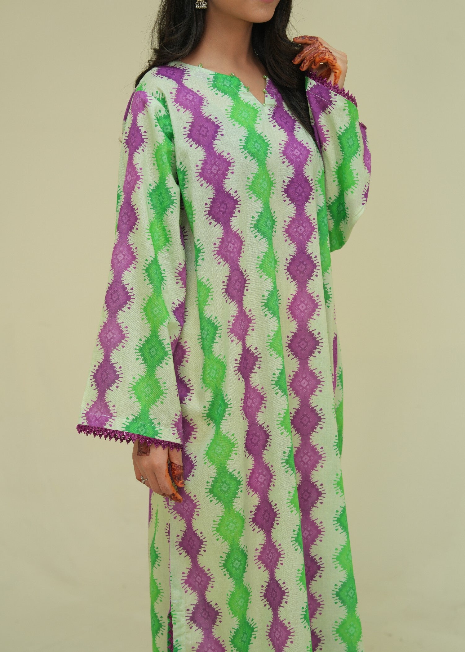 lawn Kaftan in Plum, mint green, seashell