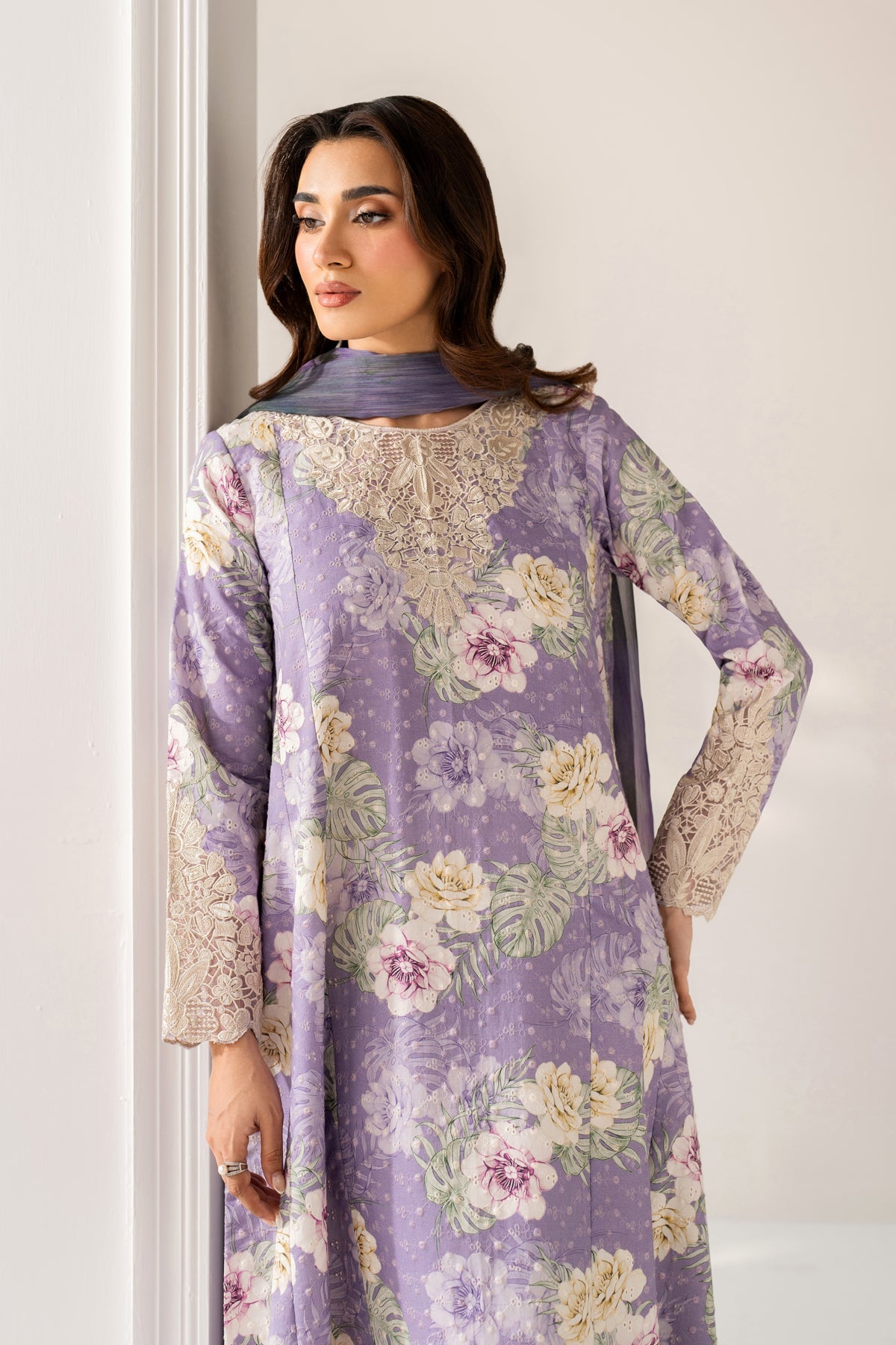 Layana Spring Lawn – ROUVI