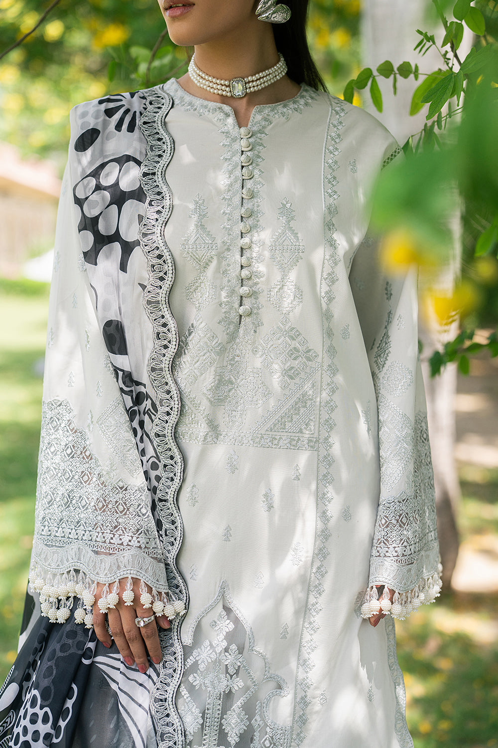 Luxury Lawn – IRIS - MSU0637