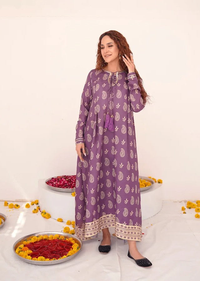 jacquard Pishwas in Purple
