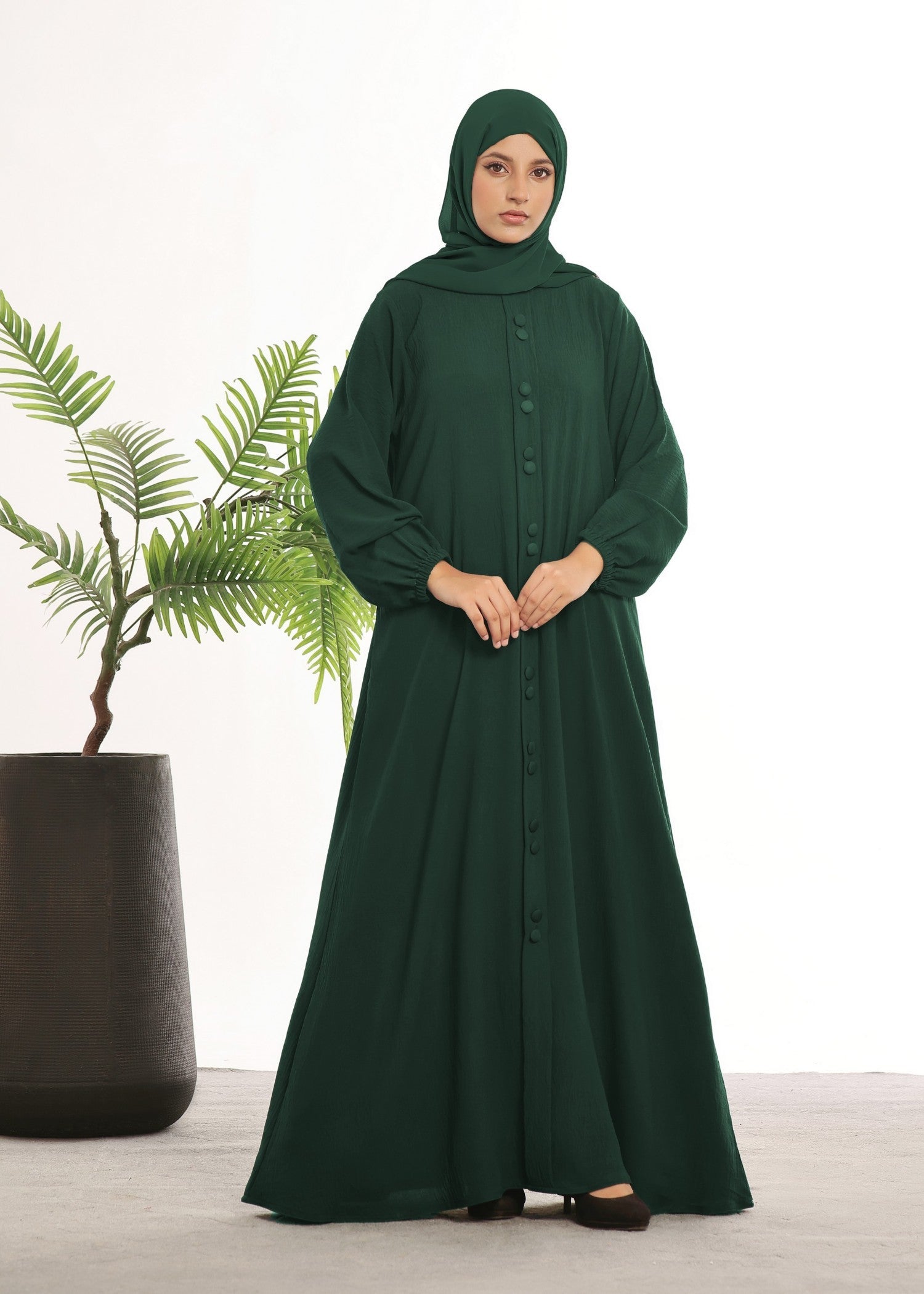 polyester Abaya in Green