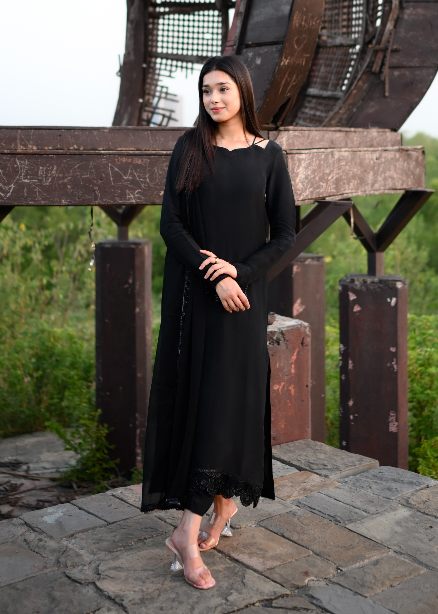 pk raw silk Kurta Set in Jet black