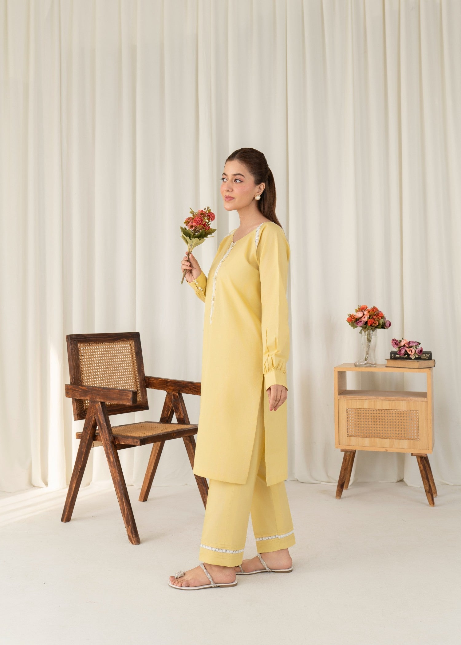 lawn Kurta Set in Lemon