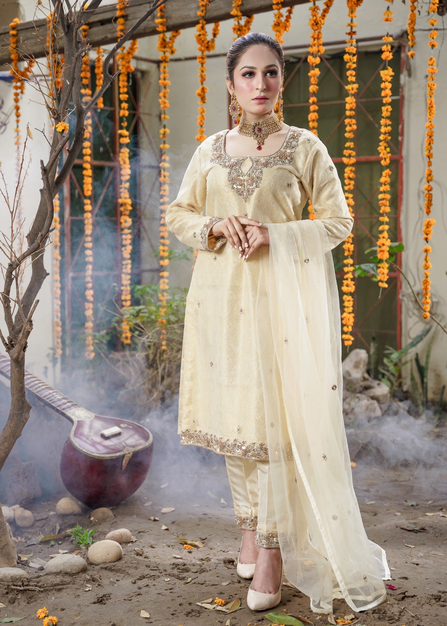 banarasi Kurta Set in Cream