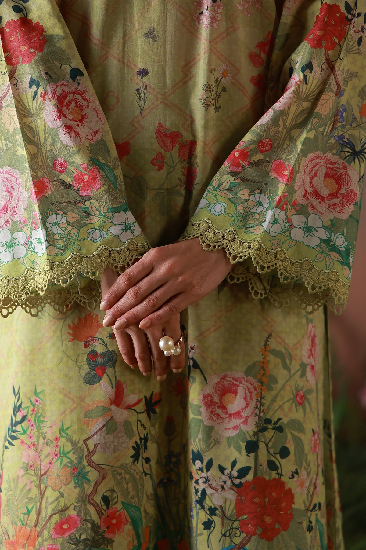 Mirha Lawn – Olive Petal