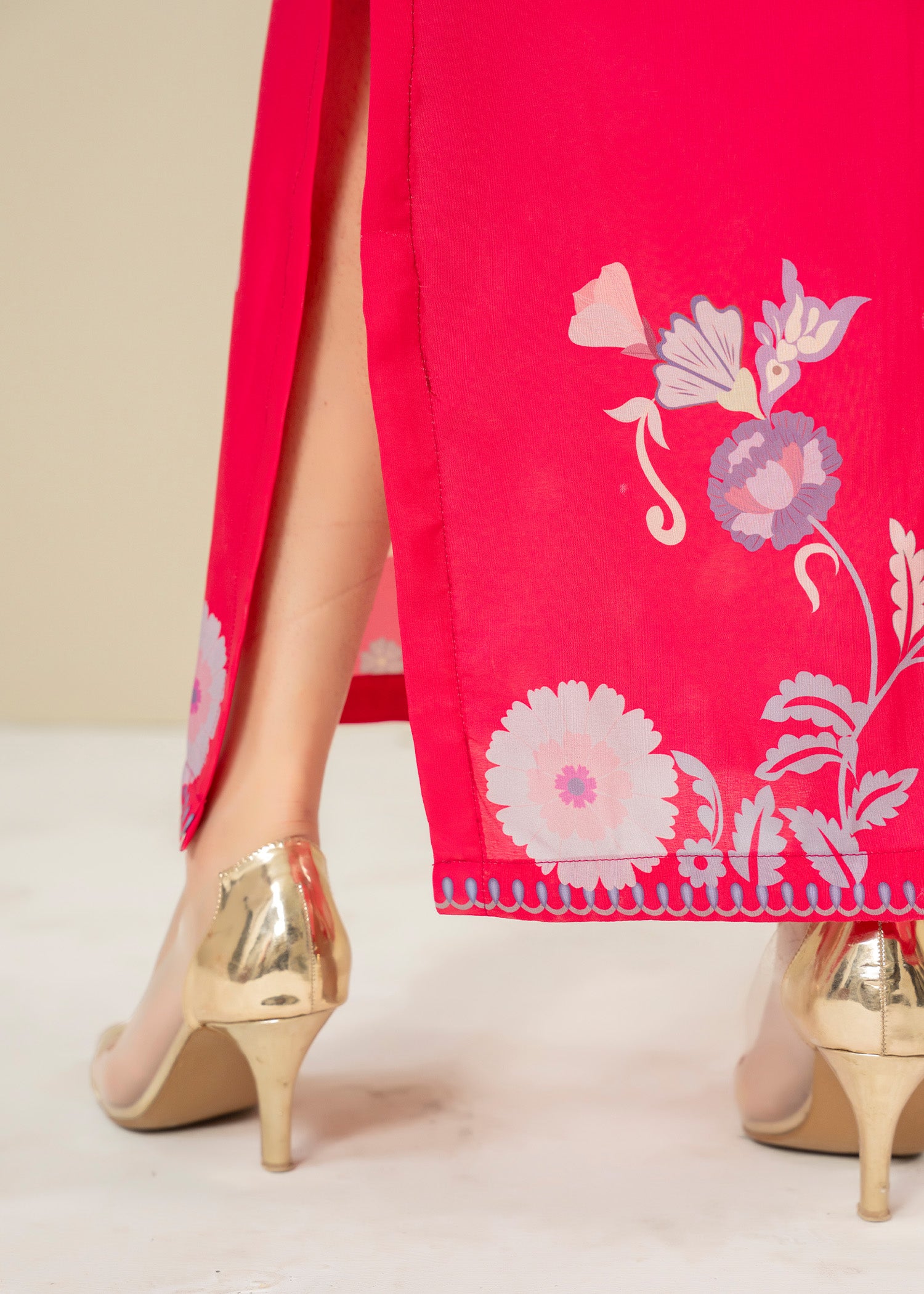 lawn Kaftan in Hot pink