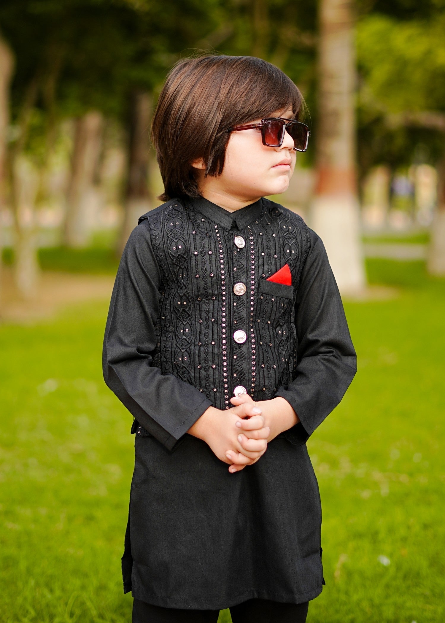 blended satin Waistcoat in Black