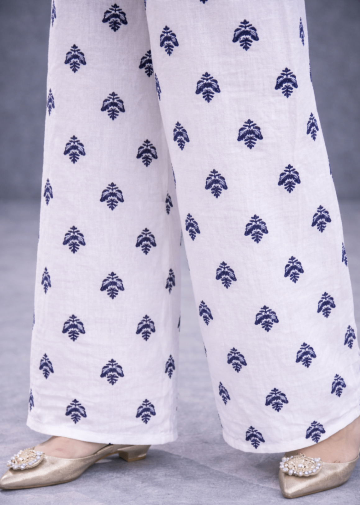 linen Co Ord Sets in White, navy blue