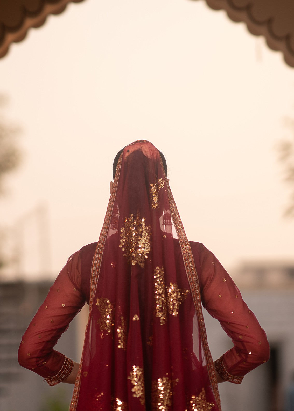 organza Pishwas in Red