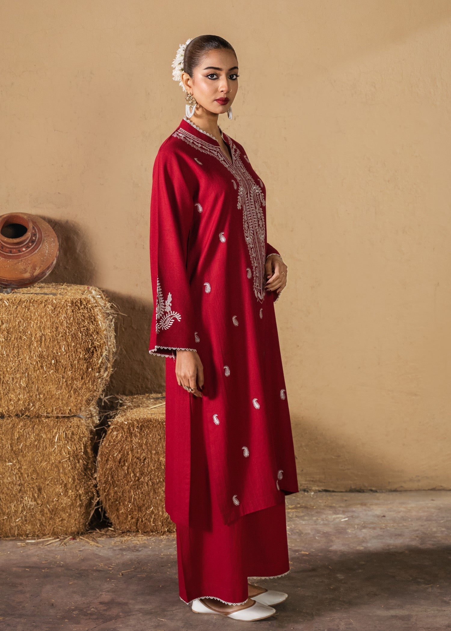 dhanak Kurta Set in Crimson