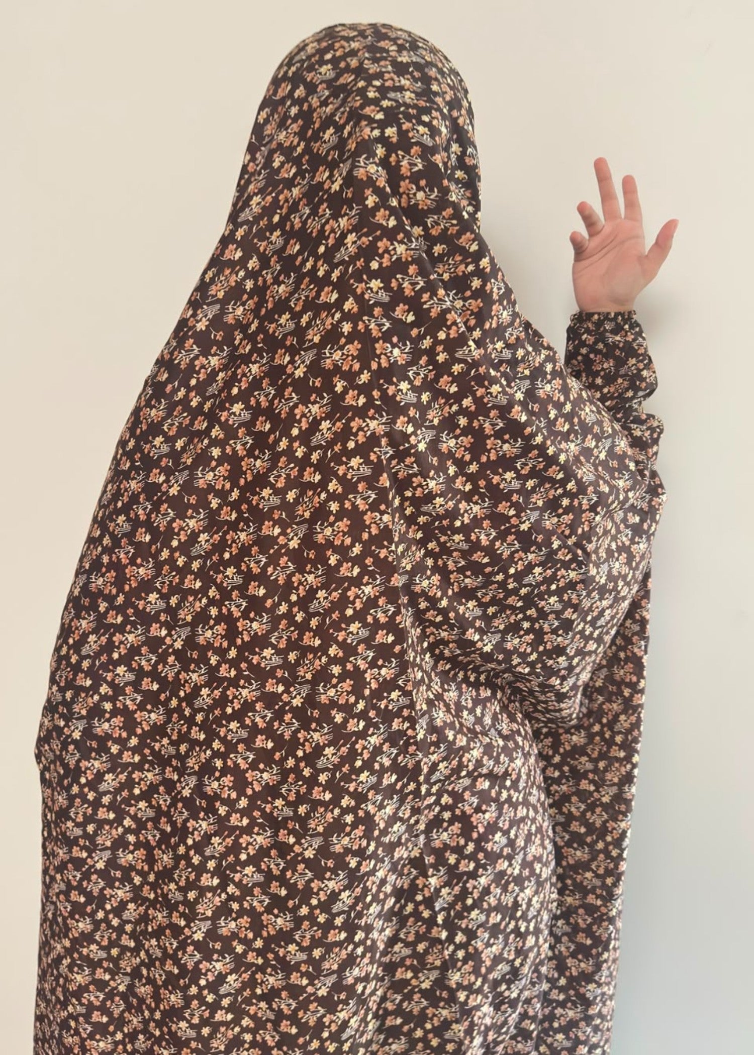 lawn Chaddar in Brown