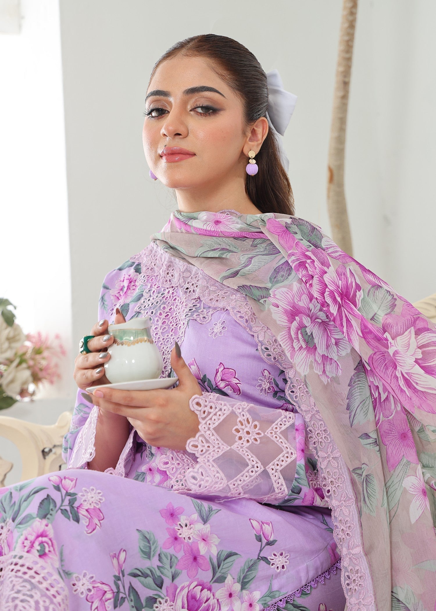 lawn Kurta Set in Bright lavender