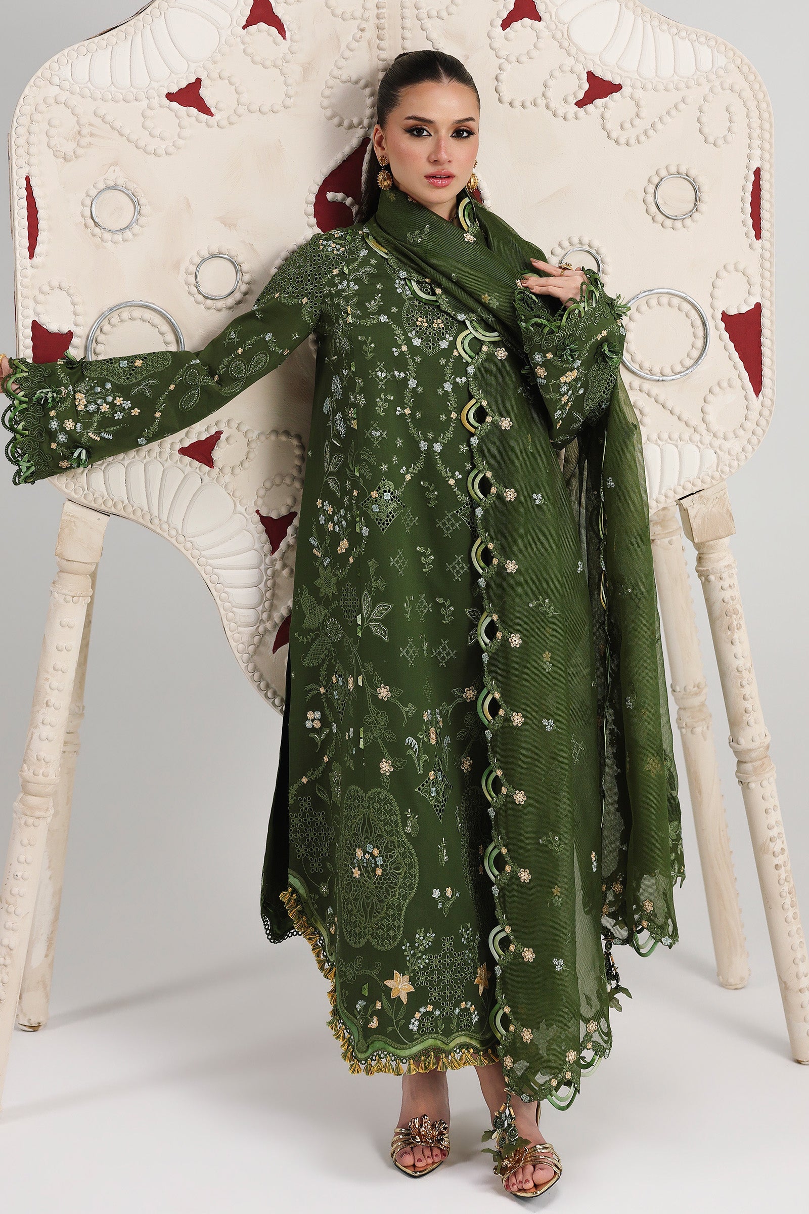 Festive Luxury Lawn – QFL-09 VESTA
