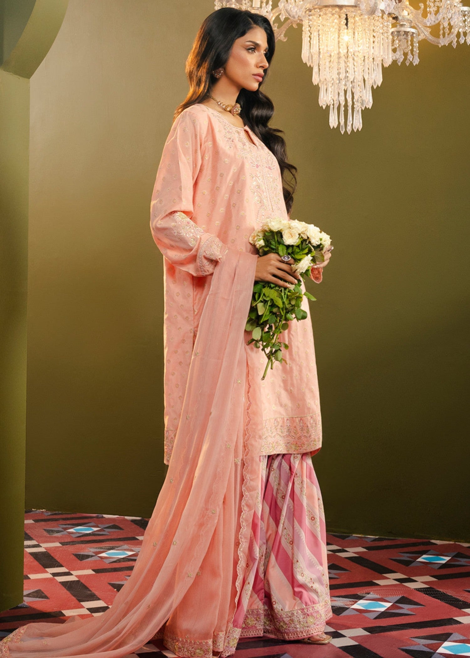 jacquard Gharara in Peach pink, peach orange