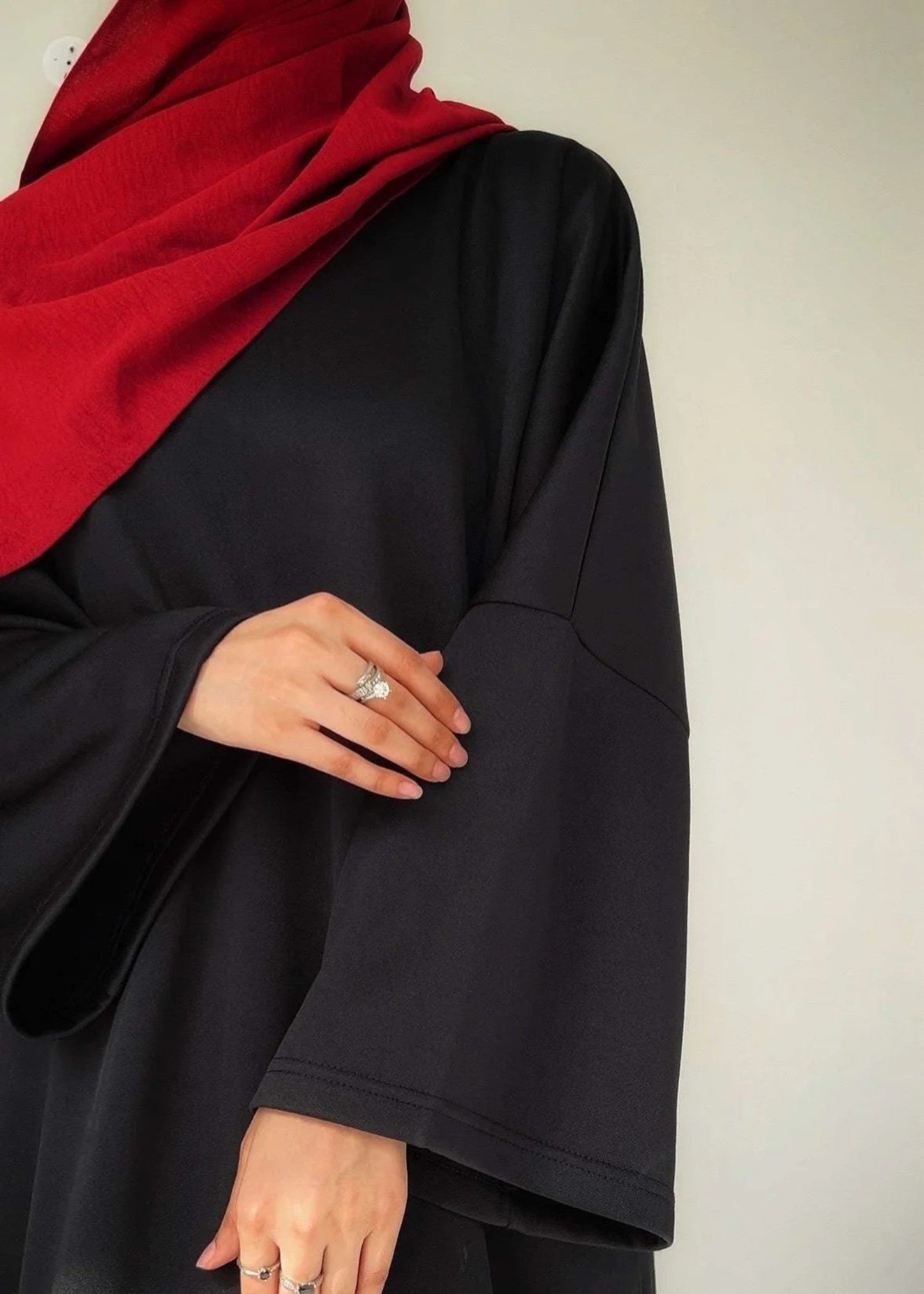 jersey knit Abaya in Black