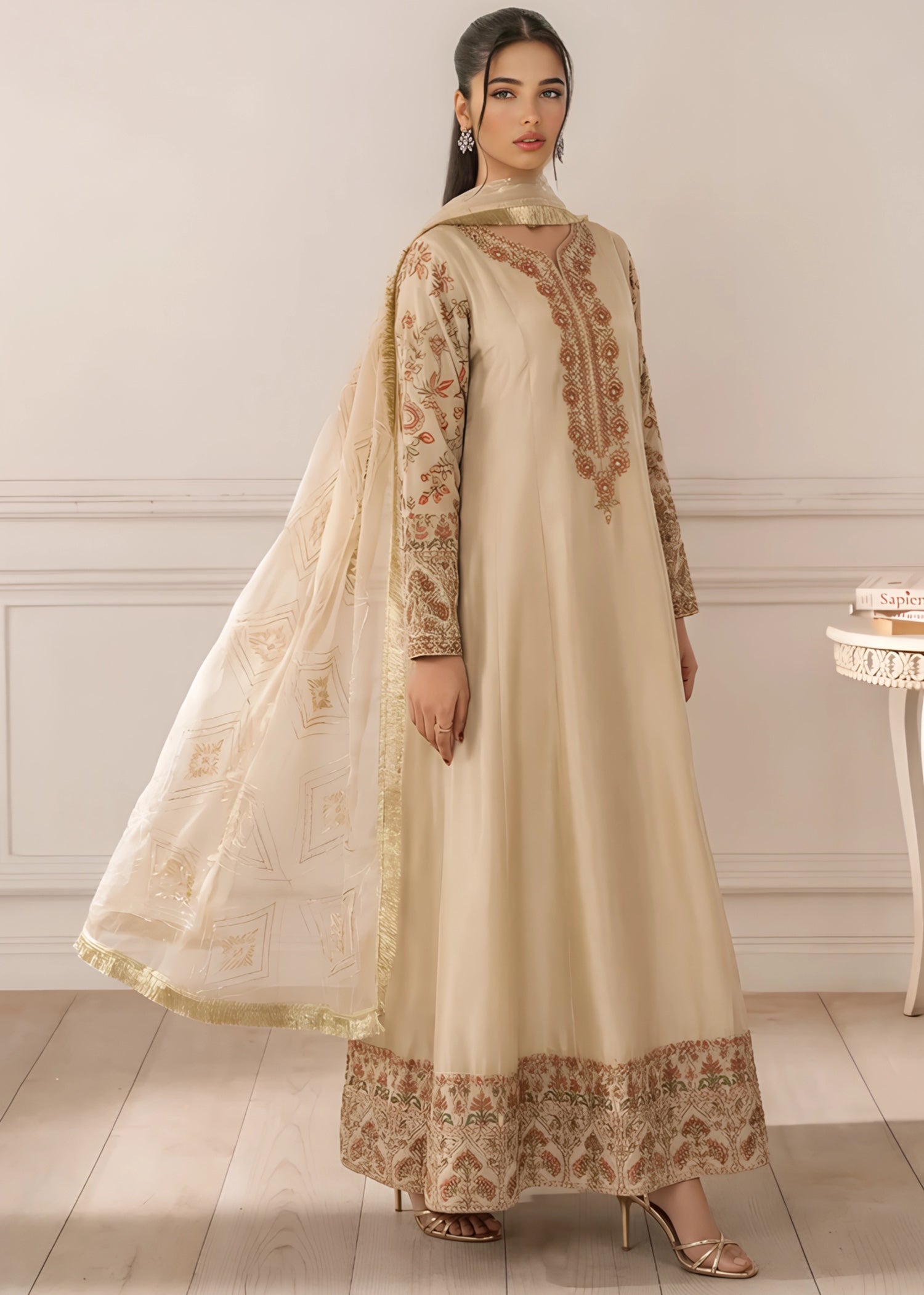 silk Maxi in Beige