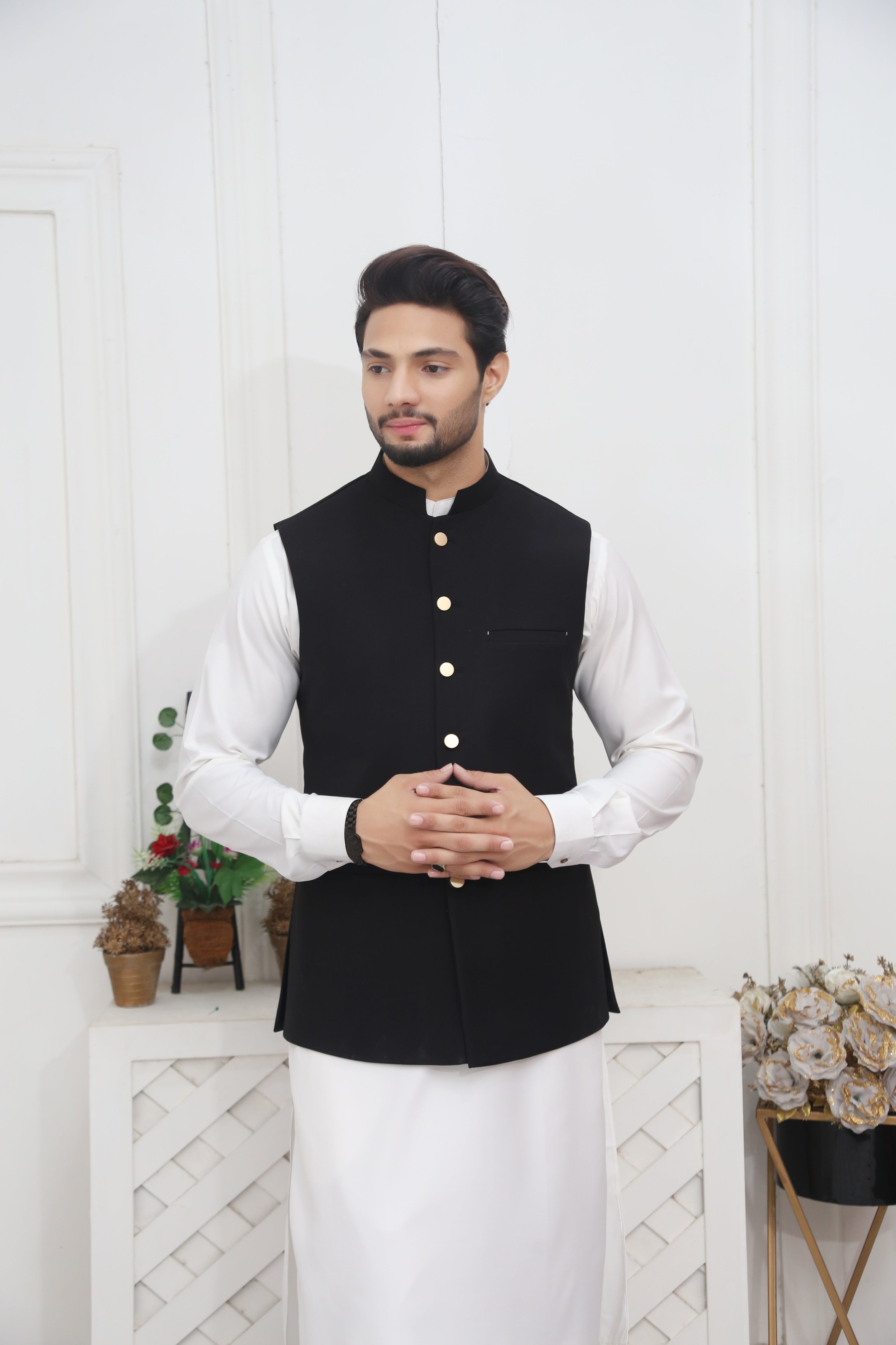 tropical Waistcoat in Jet black