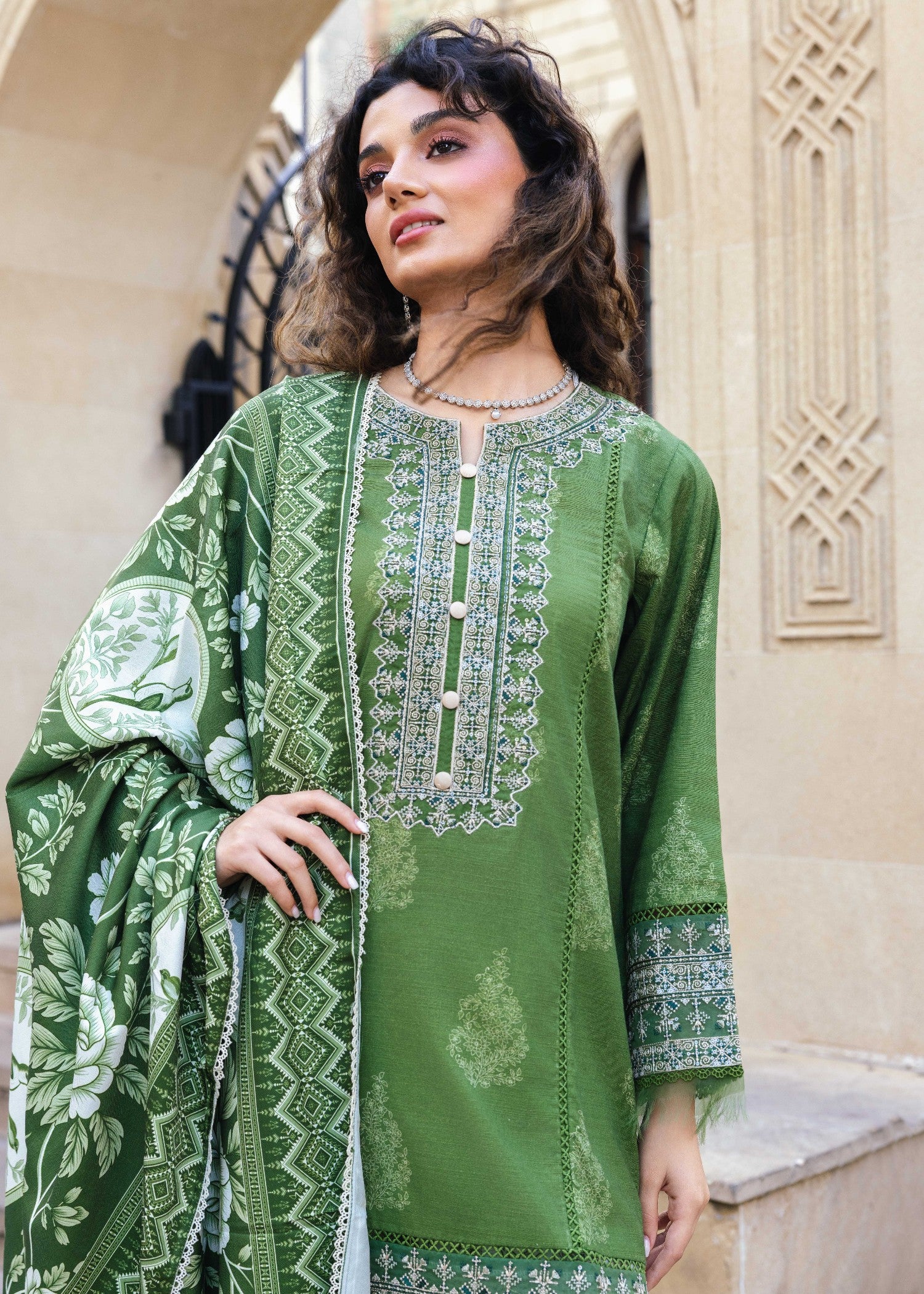 khaddar Kurta Set in Green