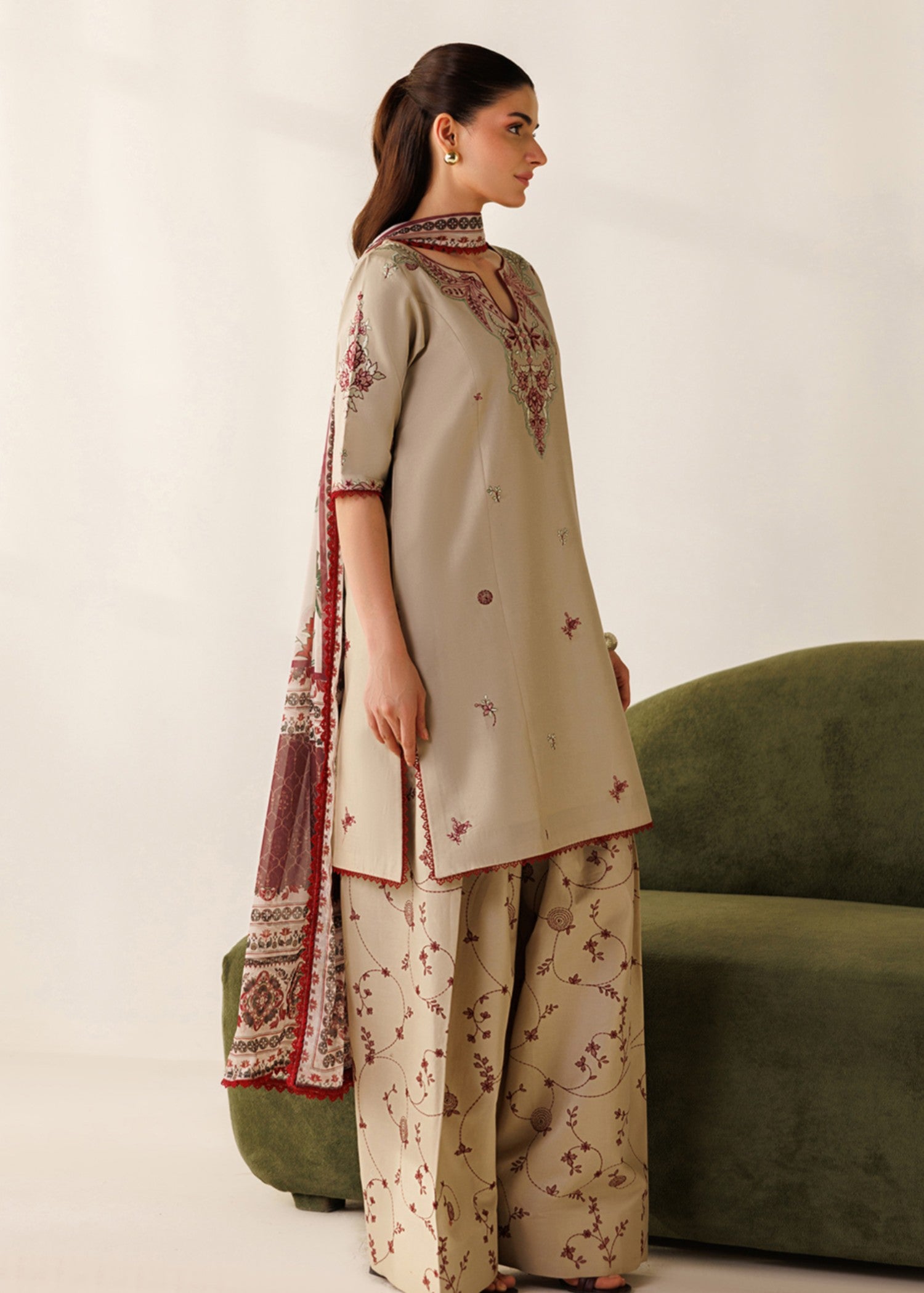 karandi Kurta Set in Beige