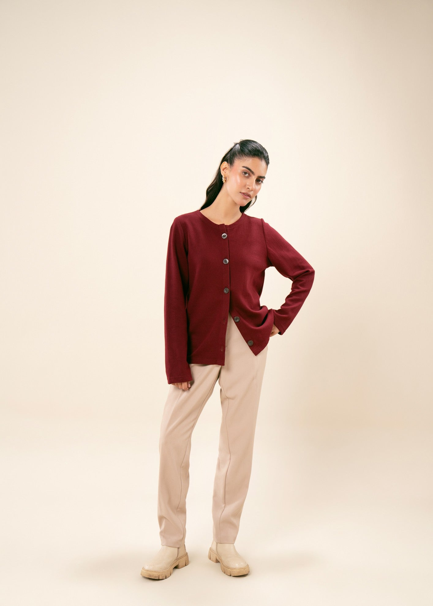 polyester Sweater in Cherry red