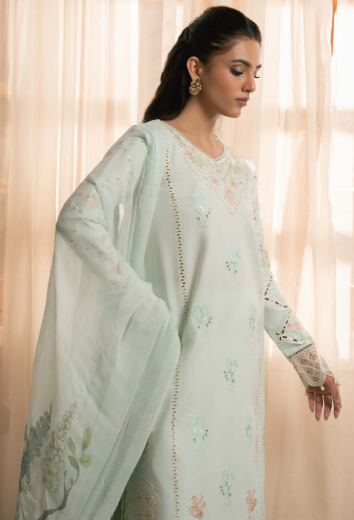 Mehrmaa Lawn – D09 Sabeen
