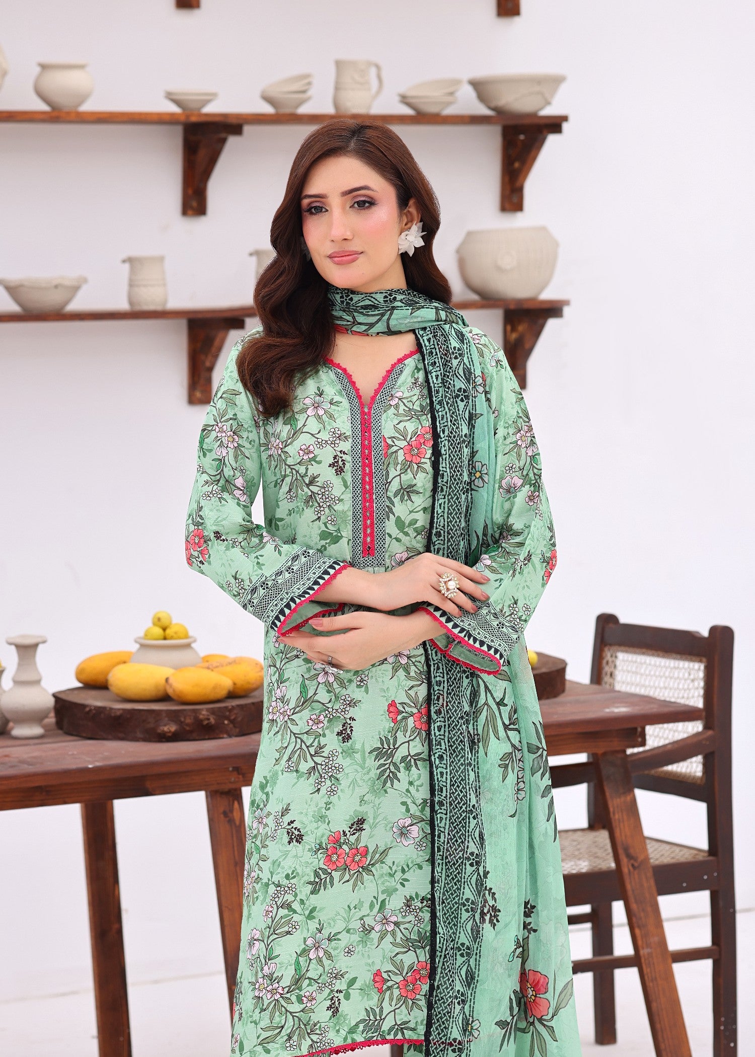 viscose raw silk Kurta Set in Green