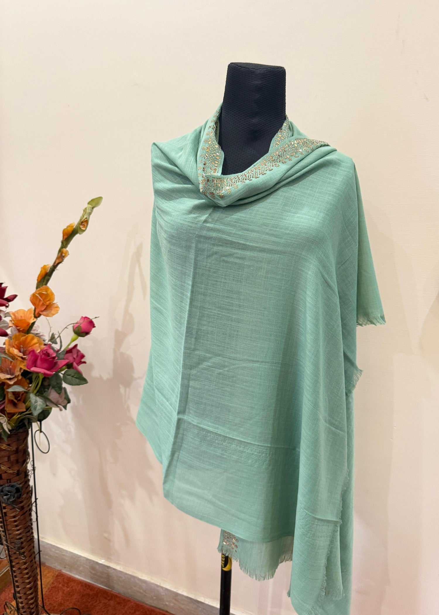 slub lawn Hijab in Pistachio green