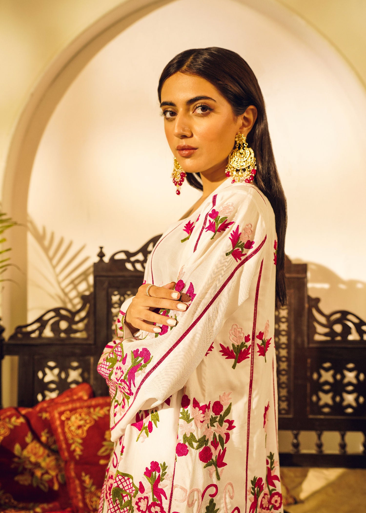 lawn Short Frock in Off-white