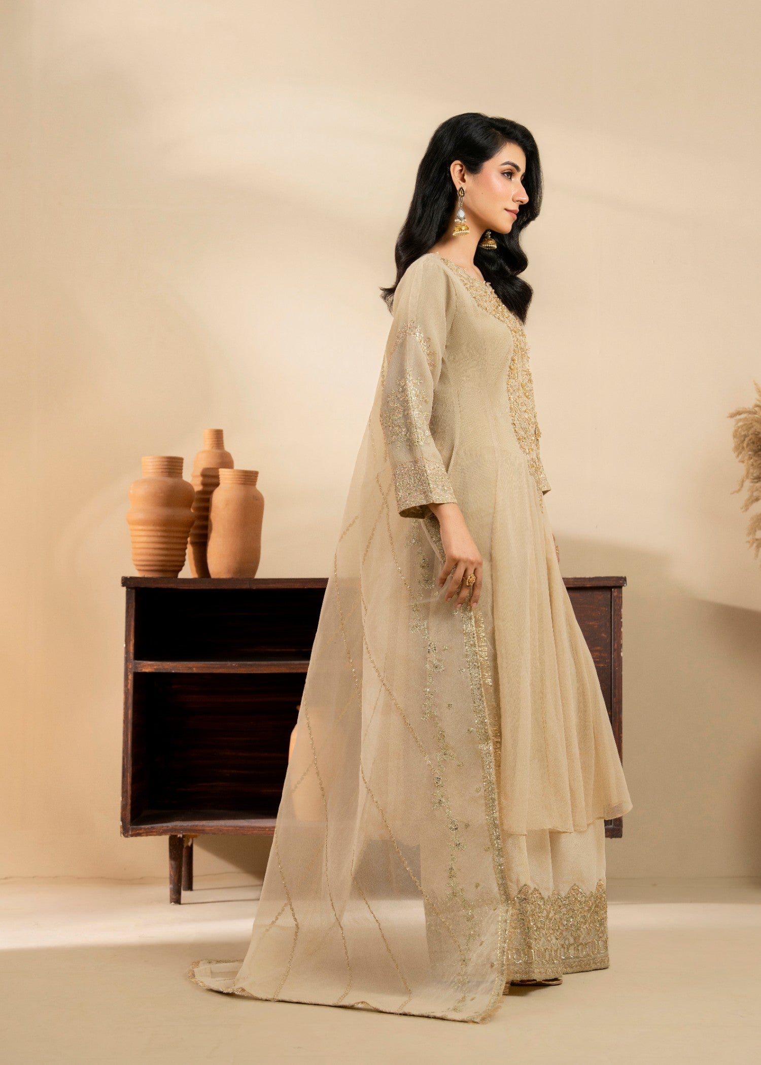 crinkle chiffon Pishwas in Beige