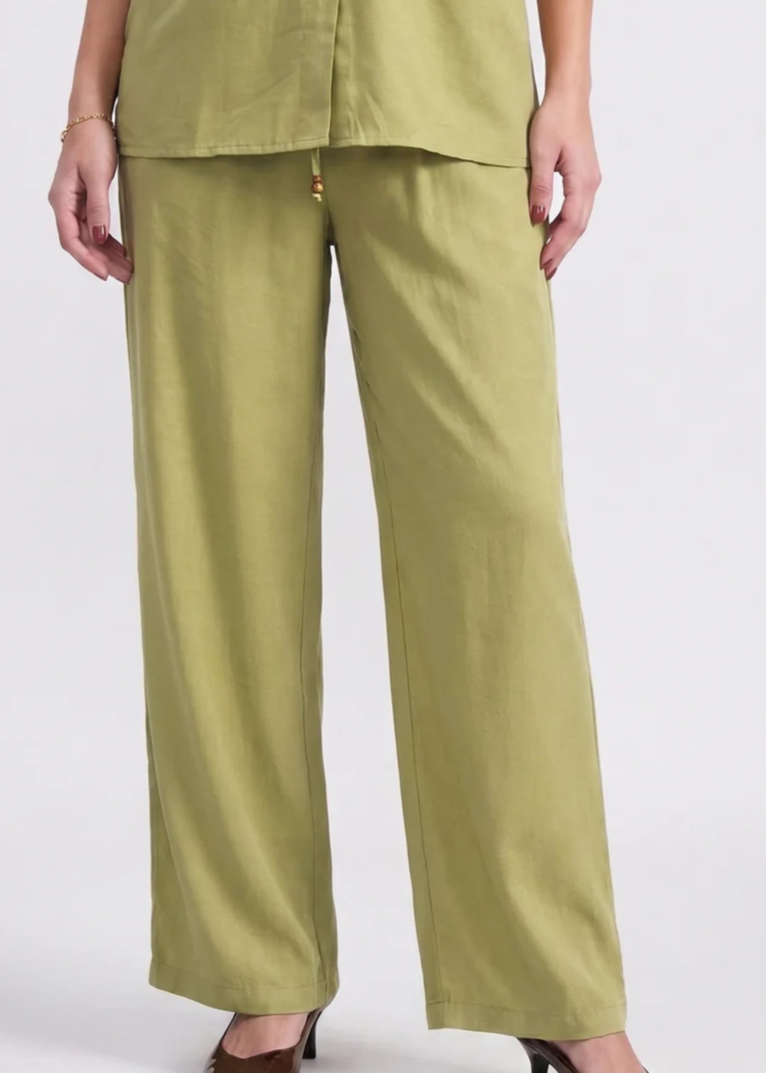 cotton Trousers in Sage green