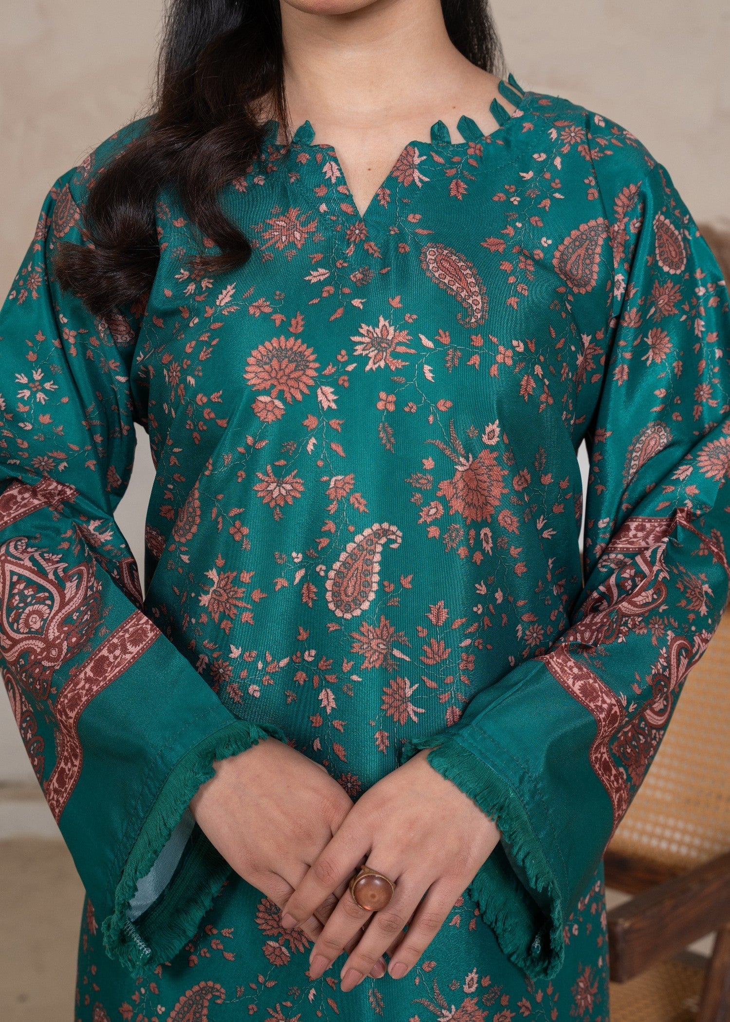silk grip Kurta Set in Green