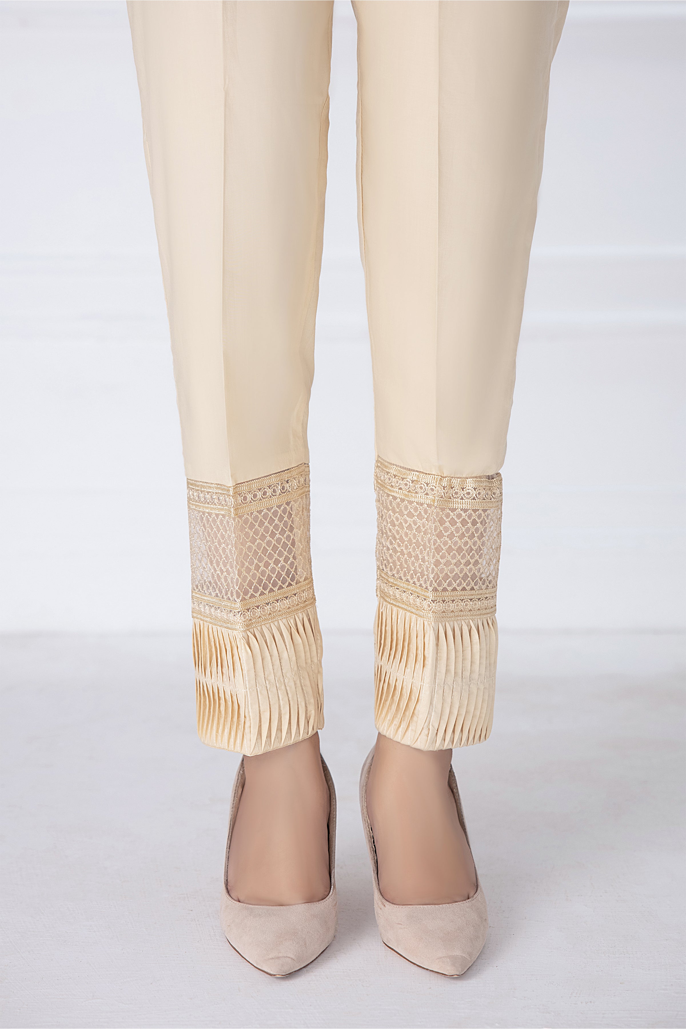 cambric Trousers in Beige