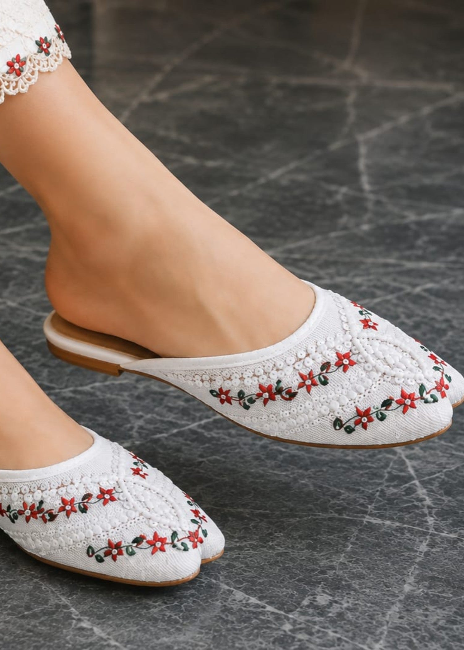 Khussa in White by - High Quality Women Khussa LHG6185