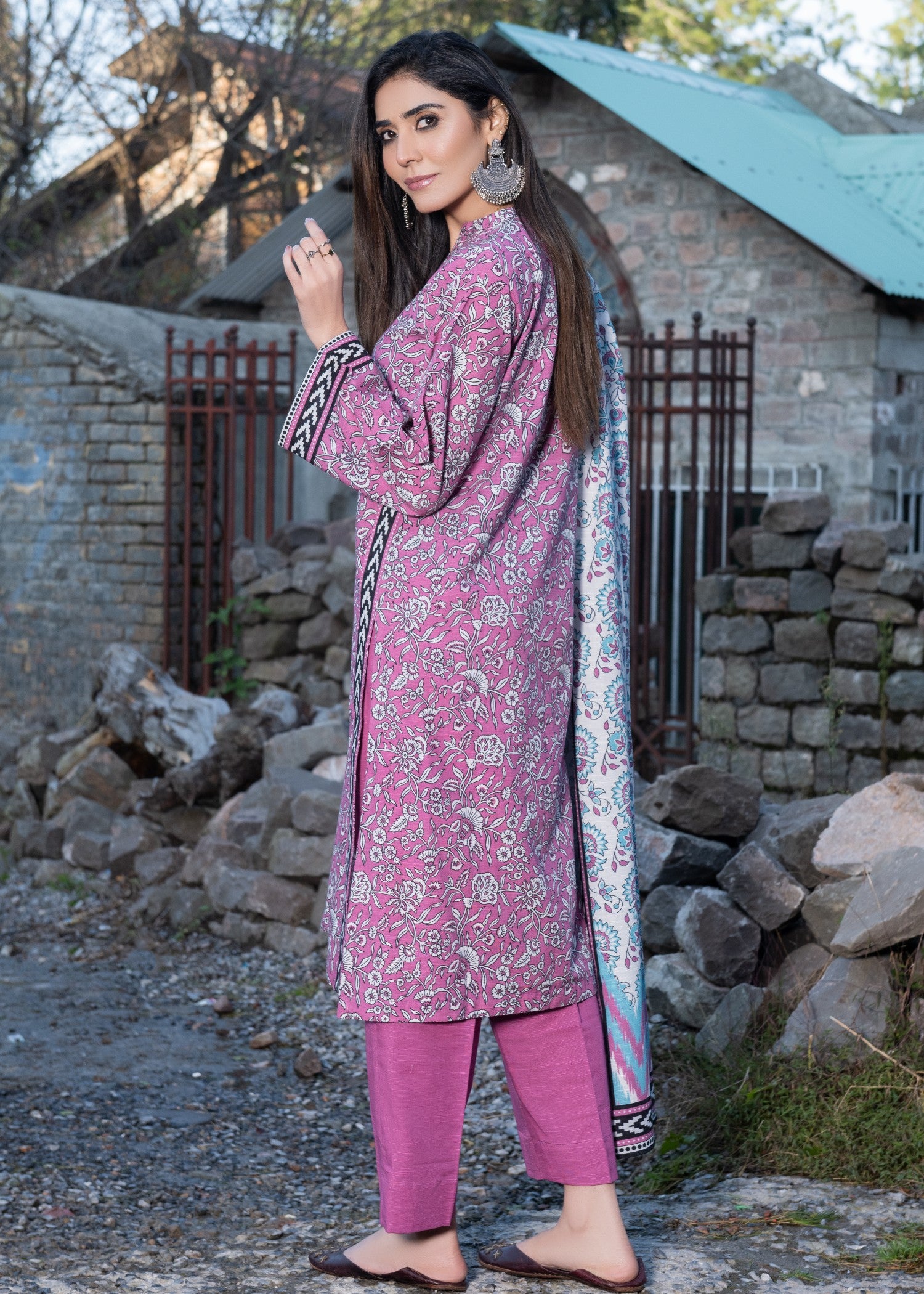 khaddar Unstitched in Mulberry