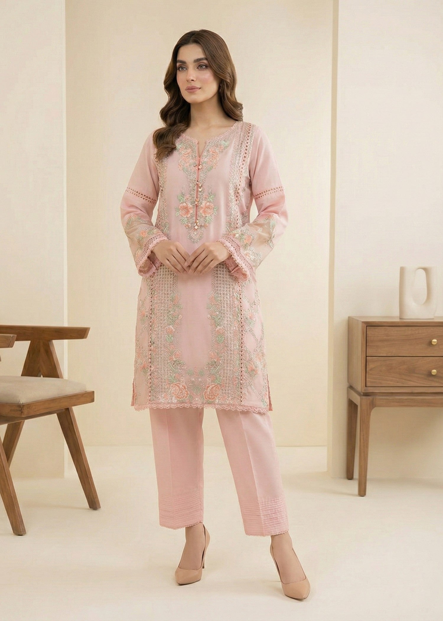 lawn Kurta Set in Pale pink