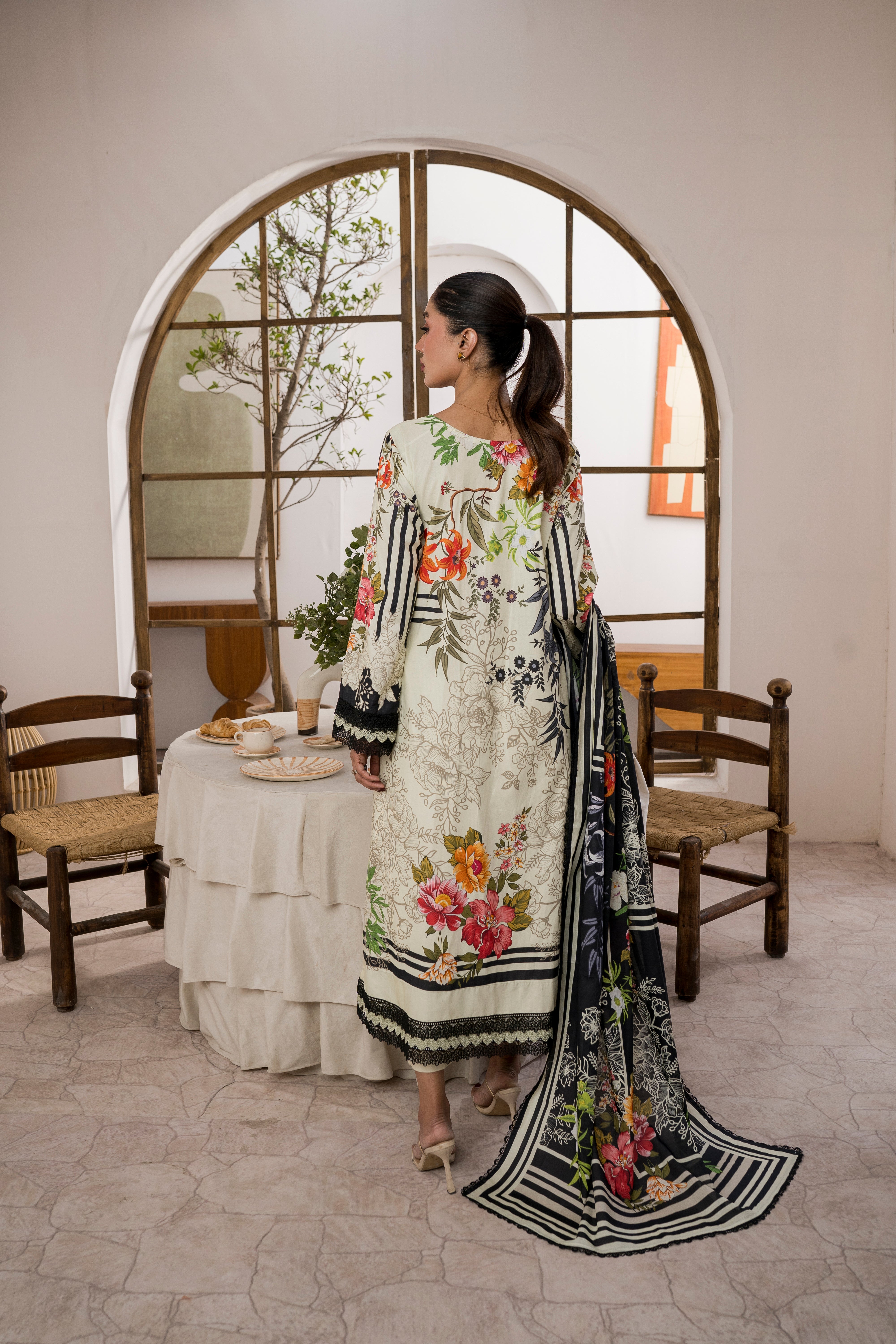 Summer Lawn – D147