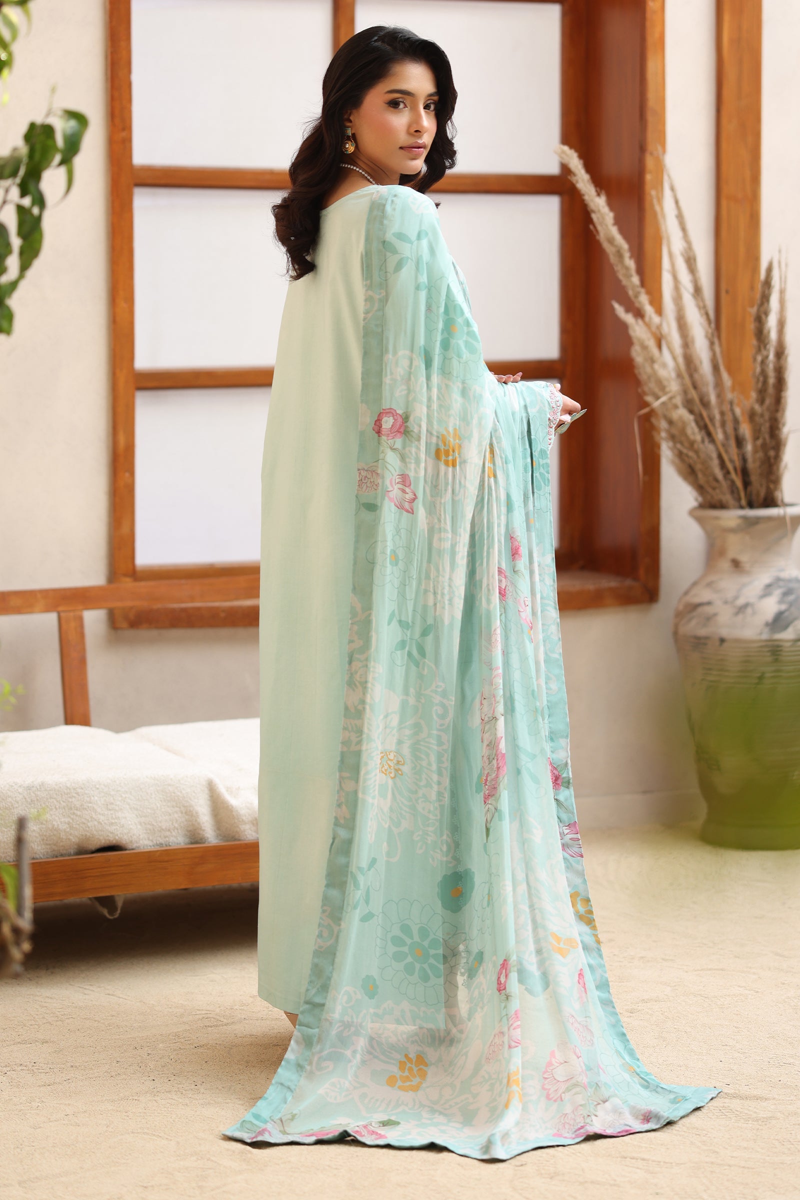Raaya Rameen Lawn – AZURE