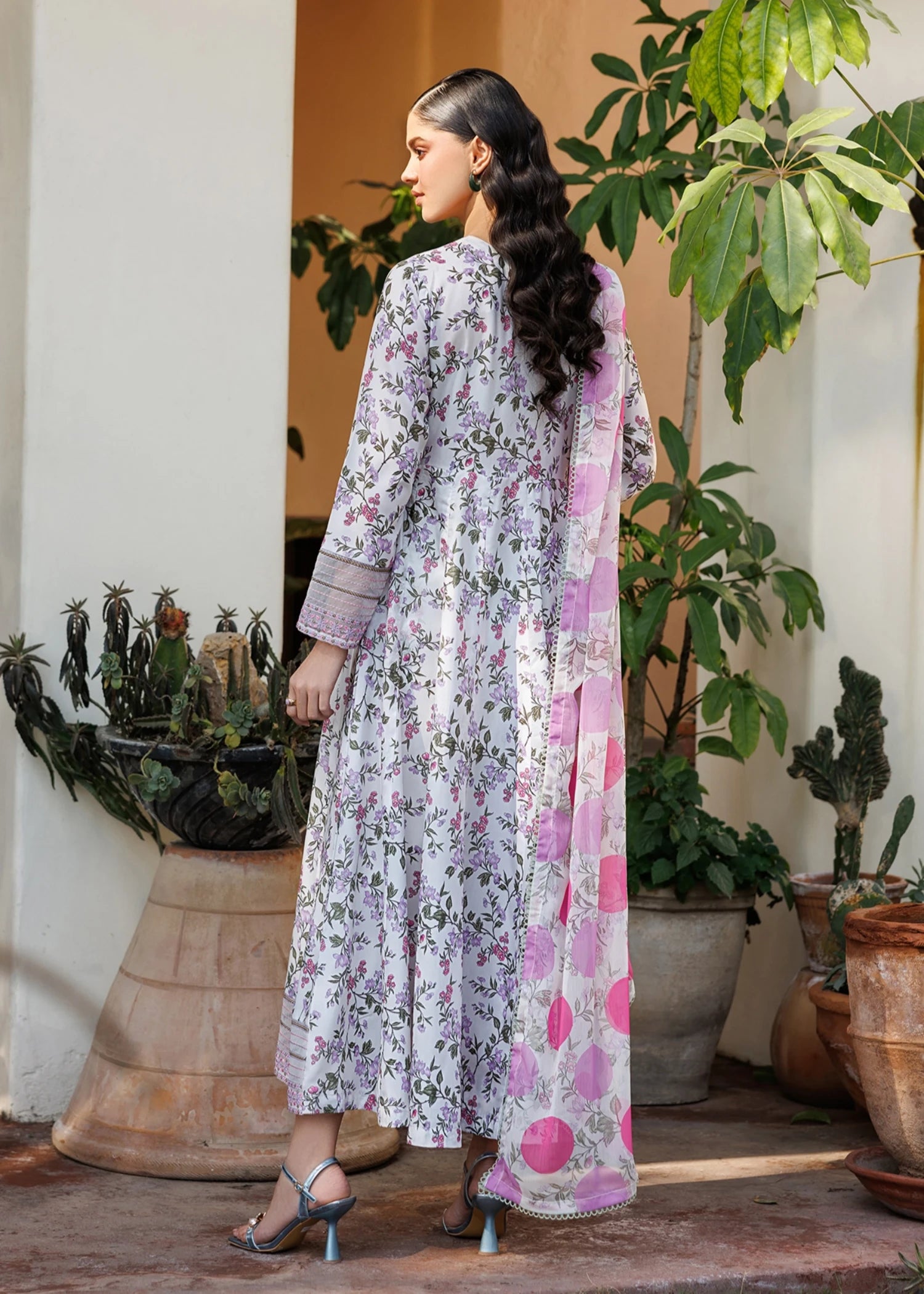 lawn cotton Pishwas in Lavender