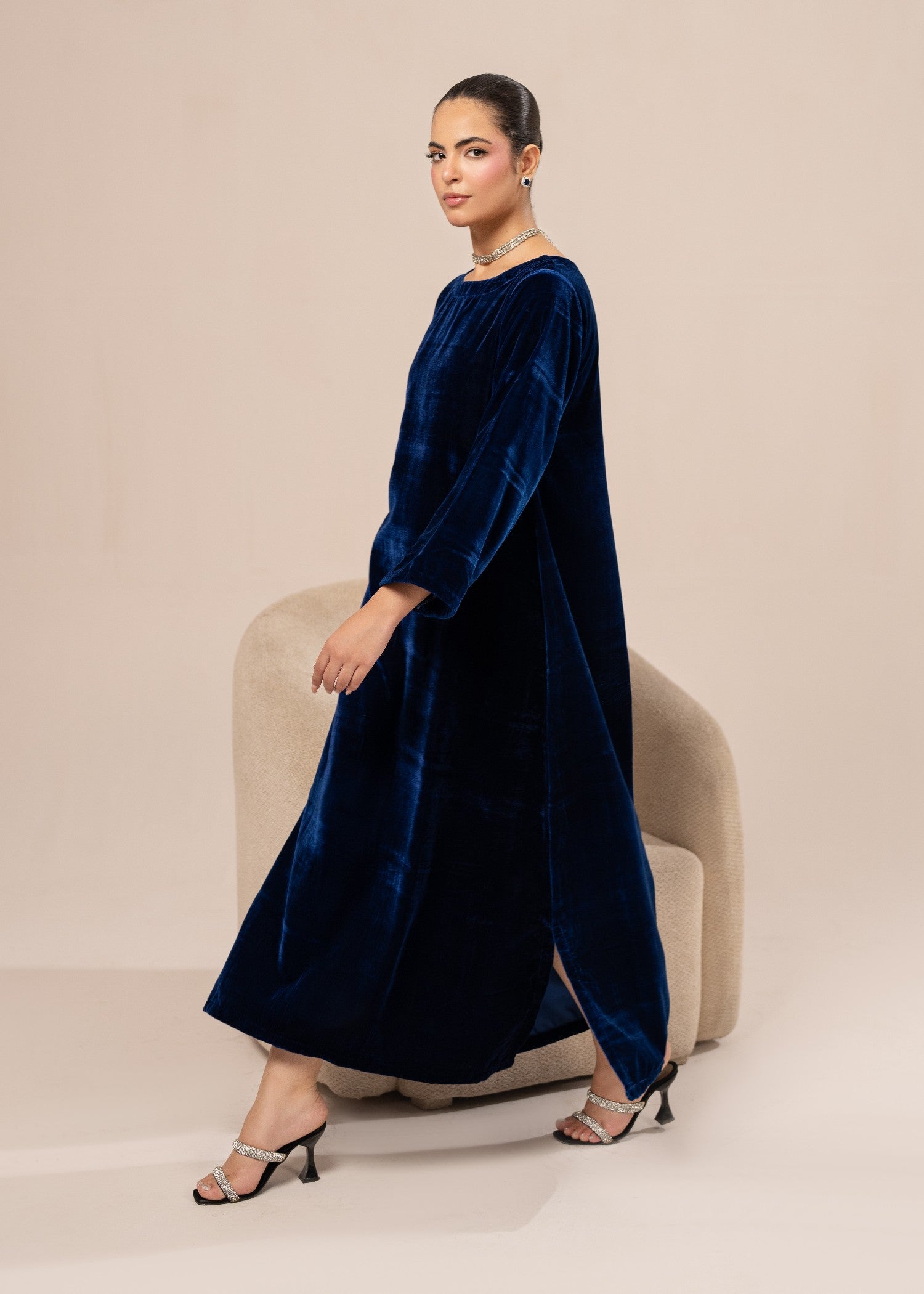 velvet Kaftan in Royal blue