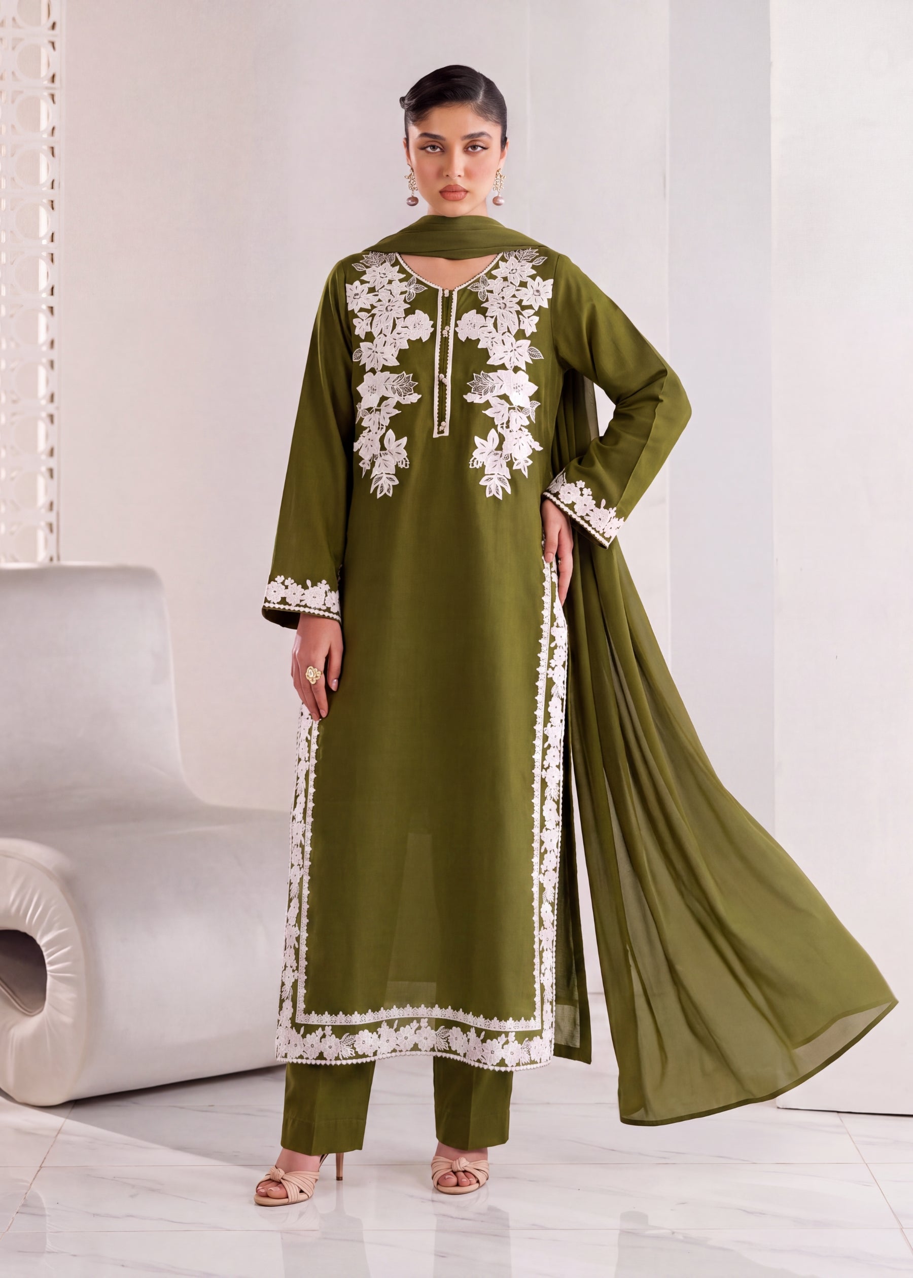 linen Kurta Set in Olive green