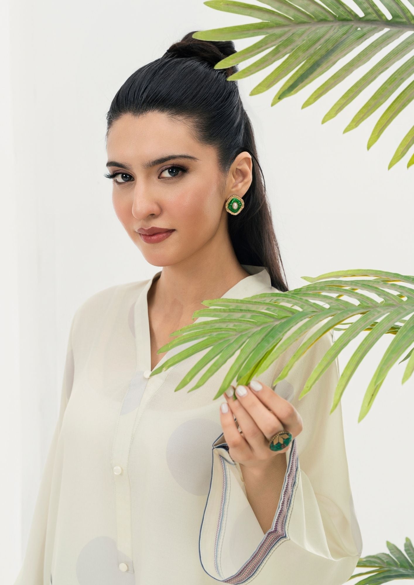 swiss cotton Kurta Set in Ghost white