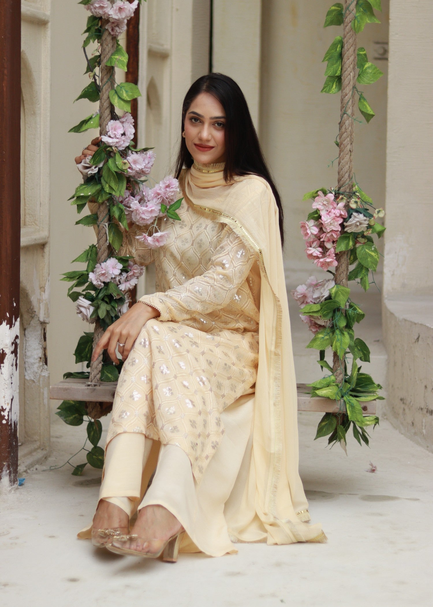 bemberg crinkle chiffon Kurta Set in Lemon chiffon