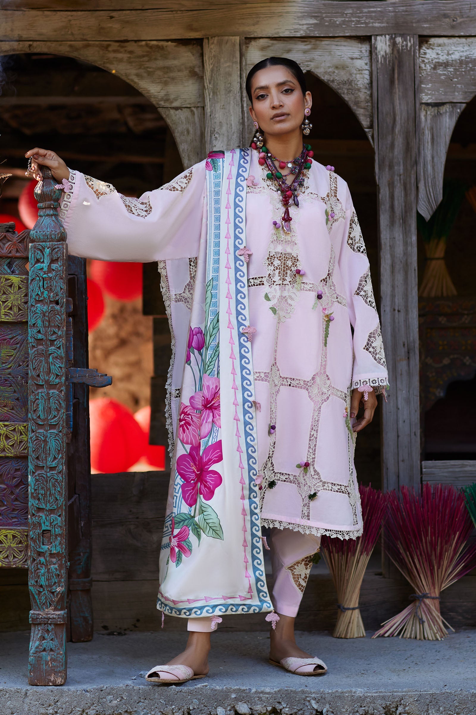 Kashmee Luxury Eid Lawn – ZÉRIN (EL26-11 A)